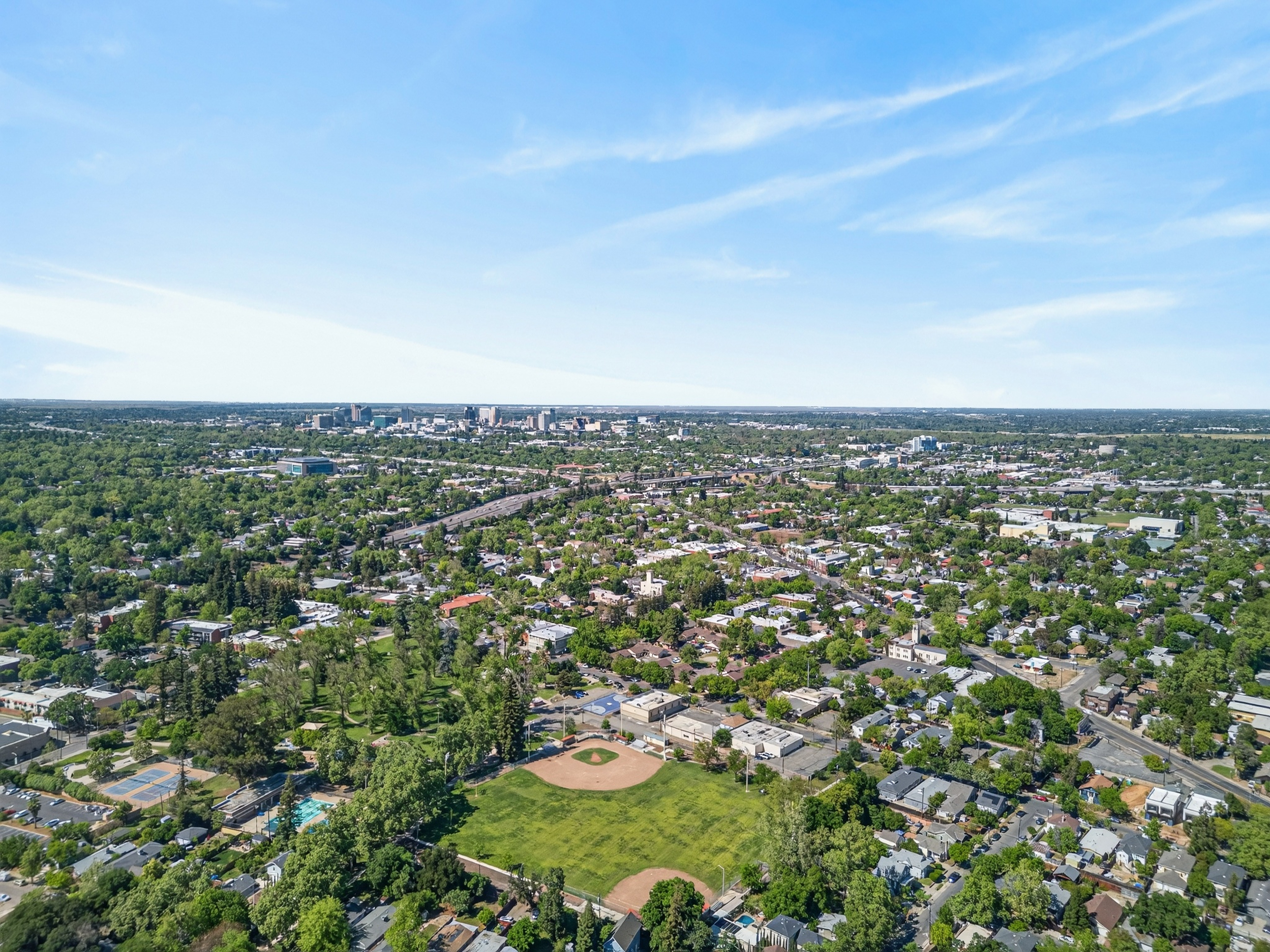  3459 37th Street, Sacramento, CA 95817 - 物件實景