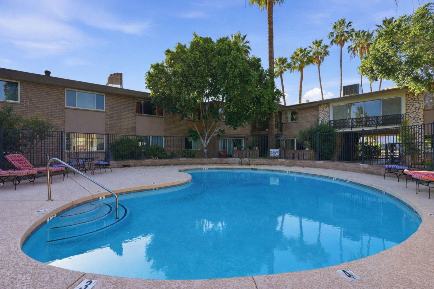  1901 E Missouri Avenue 204  Phoenix, AZ - 物件實景