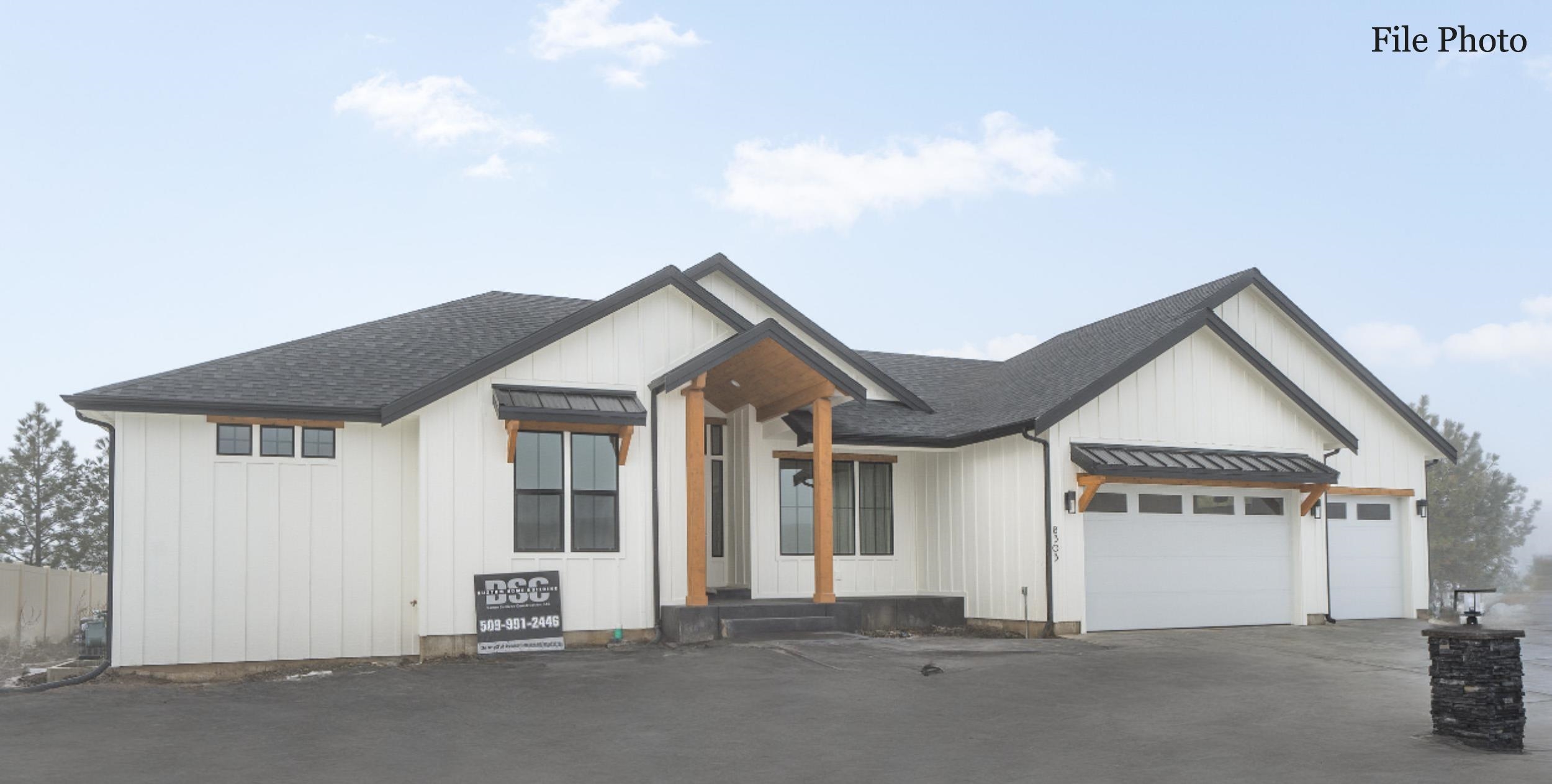 Nine Mile Falls, Washington, 99026, United States, 4 Bedrooms Bedrooms, ,2 BathroomsBathrooms,Residential,For Sale,1975754