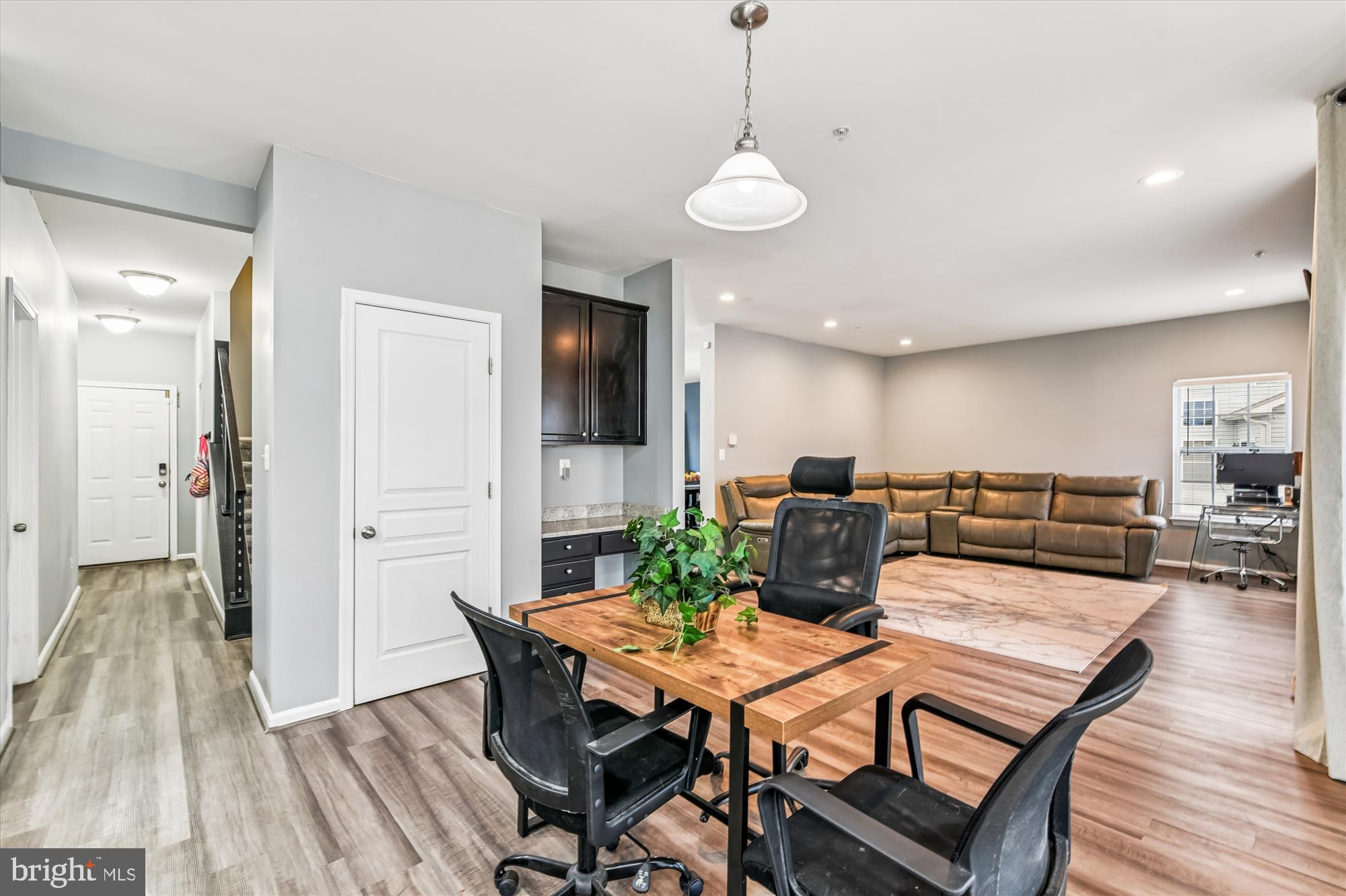 Aberdeen, Maryland, 21001, United States, 6 Bedrooms Bedrooms, ,5 BathroomsBathrooms,Residential,For Sale,1996659