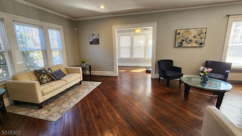 Newark City, New Jersey, 07112, United States, 4 Bedrooms Bedrooms, ,3 BathroomsBathrooms,Residential,For Sale,1804367