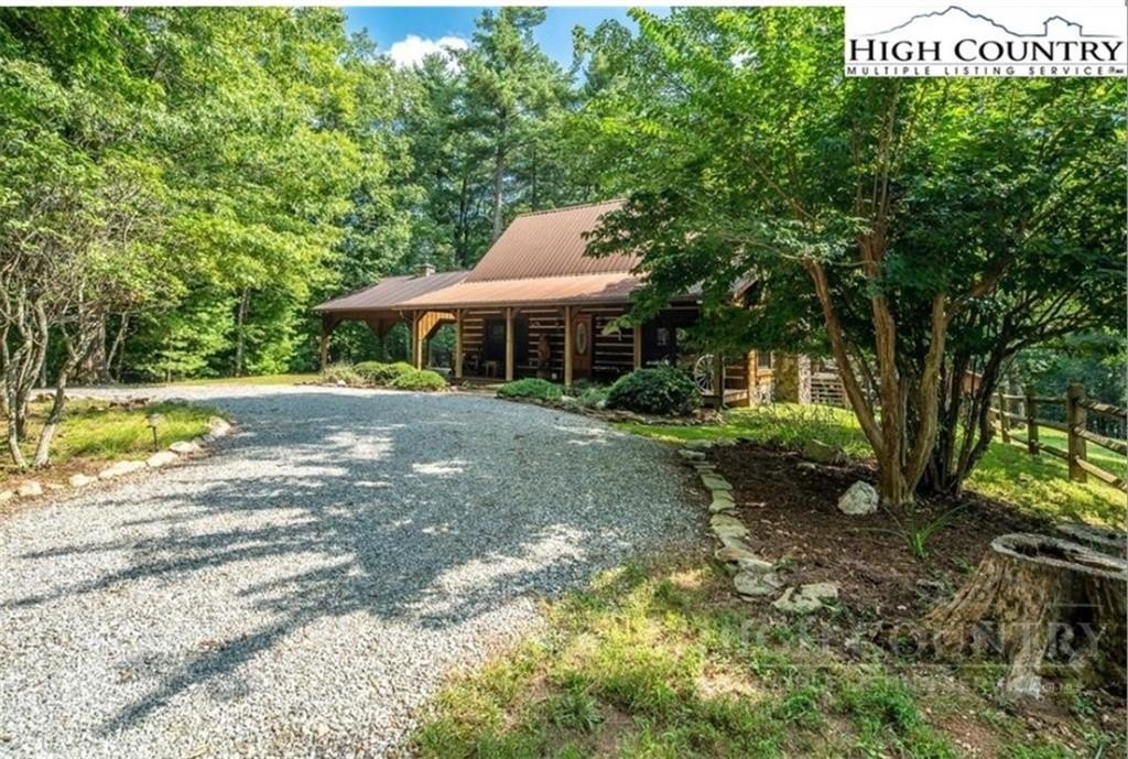 Ferguson, North Carolina, 28624, United States, 2 Bedrooms Bedrooms, ,2 BathroomsBathrooms,Residential,For Sale,2033165
