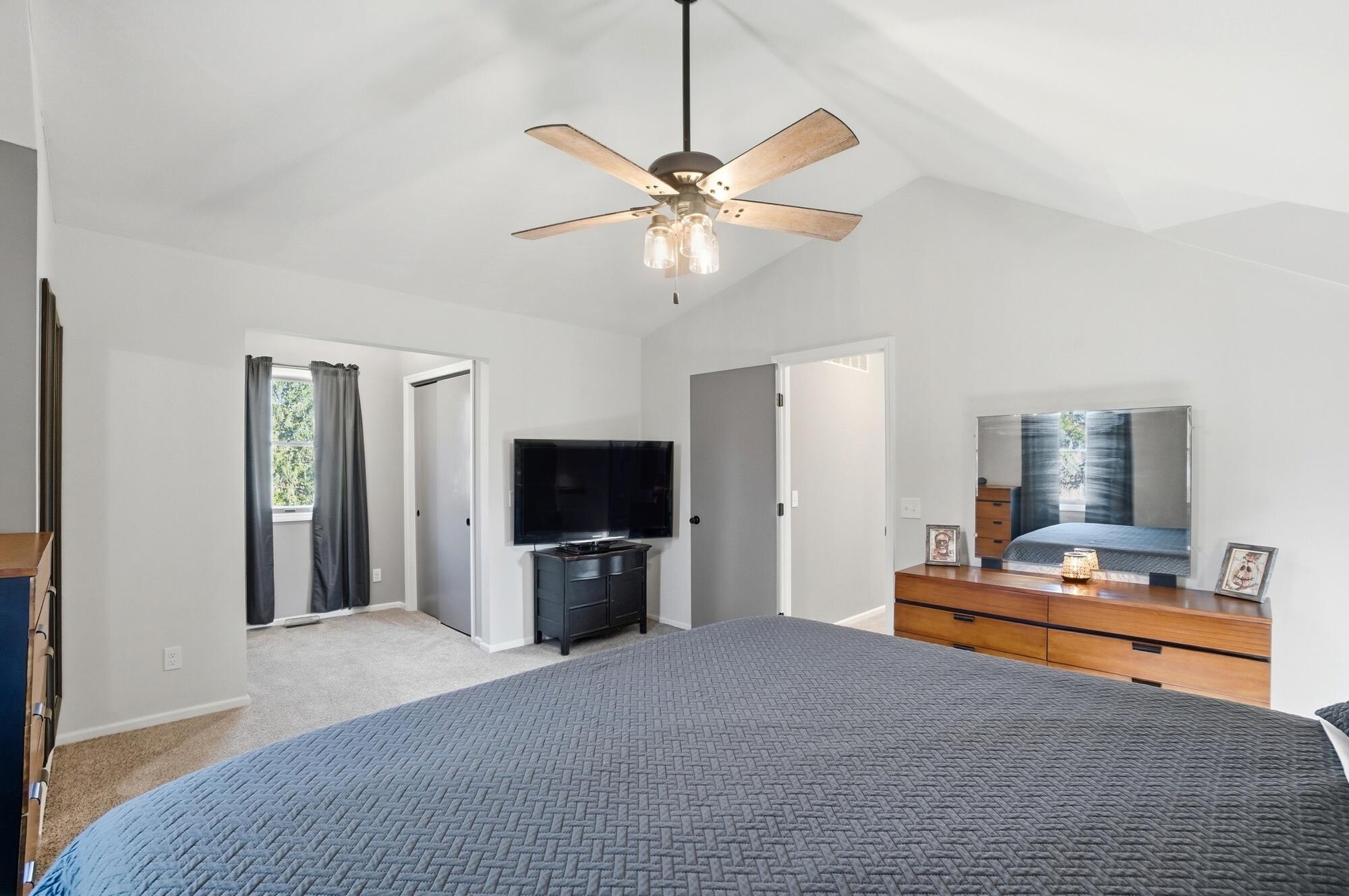 Springfield, Ohio, 45504, United States, 5 Bedrooms Bedrooms, ,3 BathroomsBathrooms,Residential,For Sale,1998267