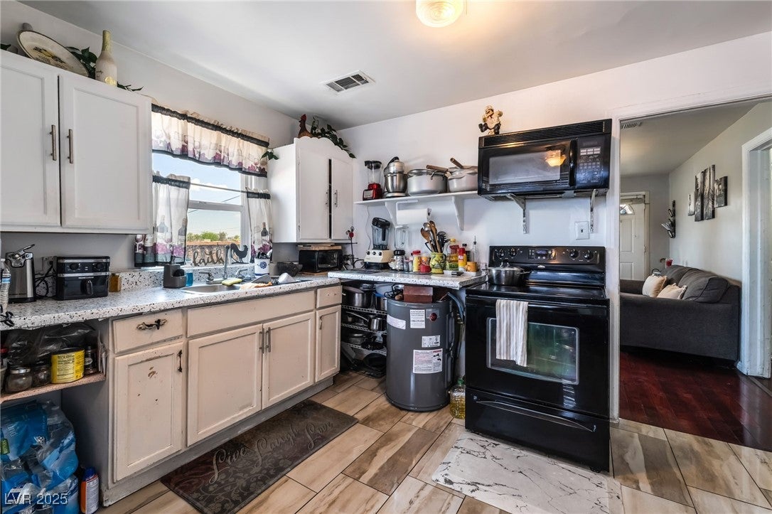 Las Vegas, Nevada, 89101, United States, ,Residential,For Sale,1870177