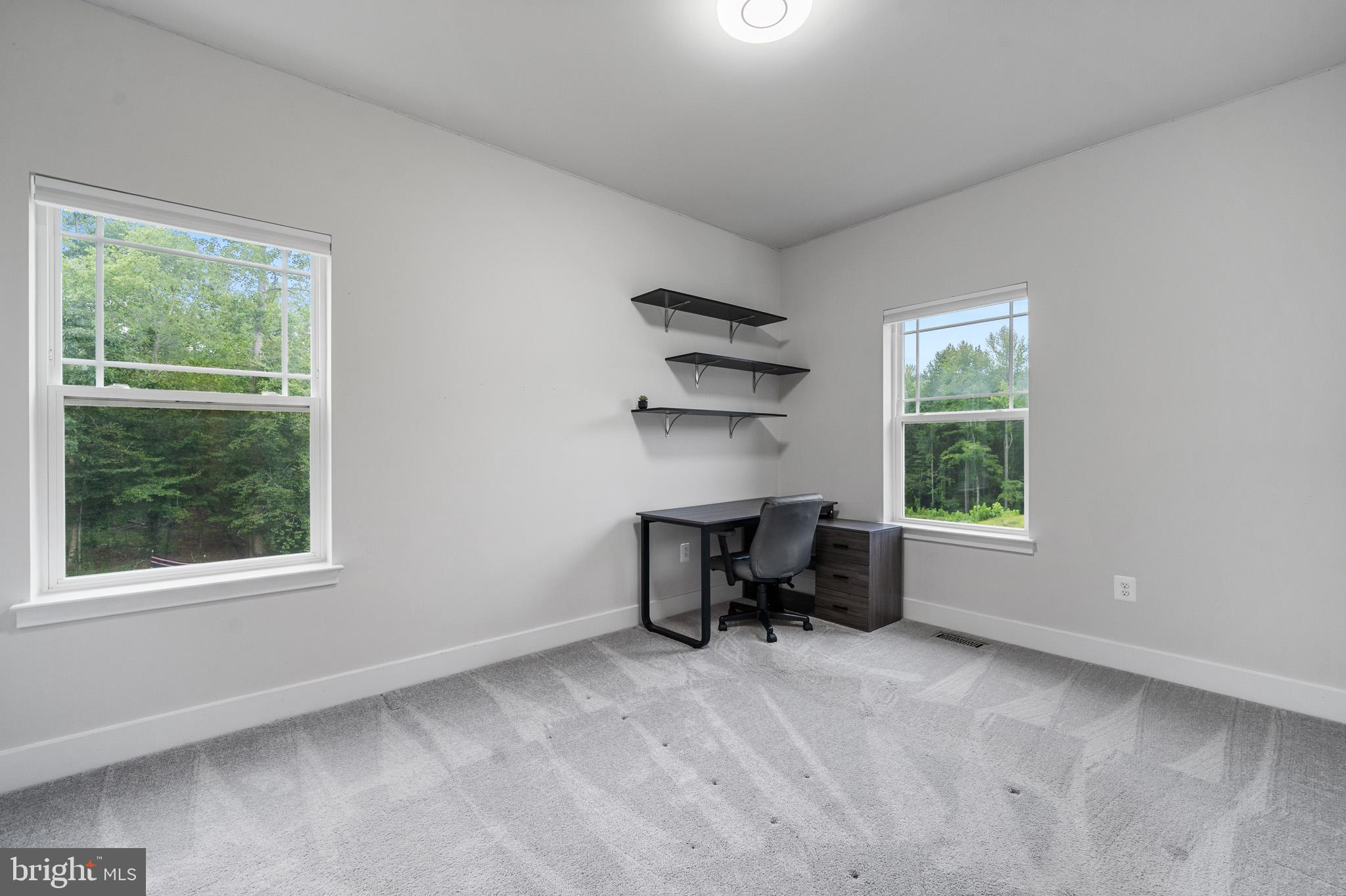 White Plains, Maryland, 20695, United States, 5 Bedrooms Bedrooms, ,5 BathroomsBathrooms,Residential,For Sale,1921773