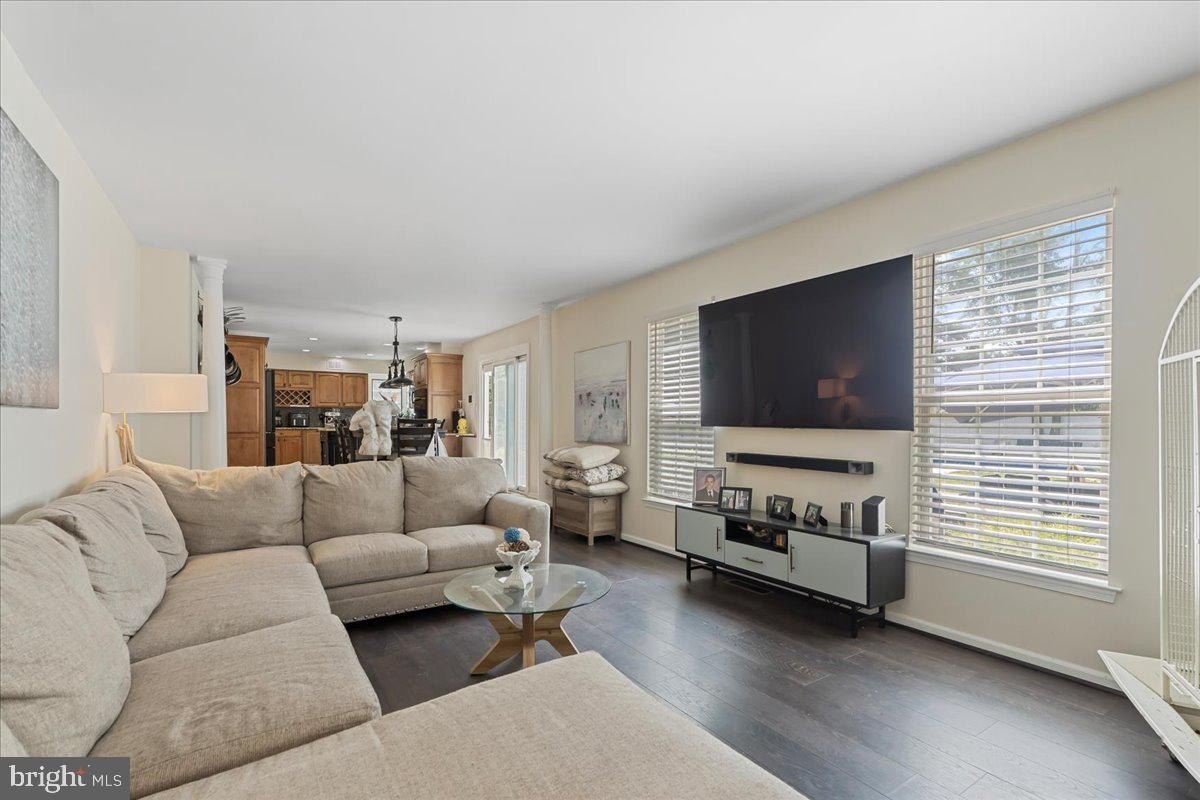 WILLIAMSTOWN, New Jersey, 08094, United States, 4 Bedrooms Bedrooms, ,3 BathroomsBathrooms,Residential,For Sale,1914330