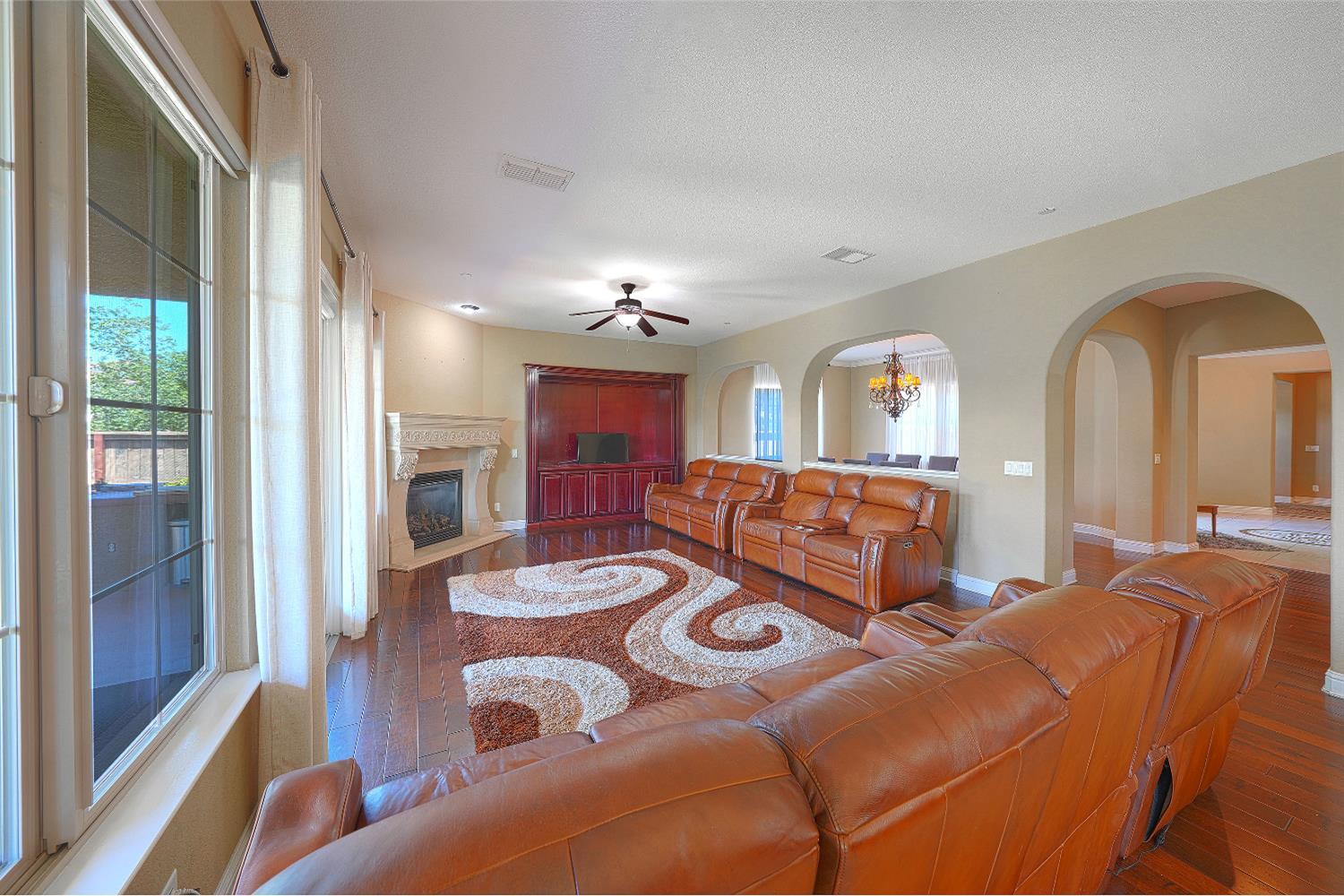 Lincoln, California, 95648, United States, 7 Bedrooms Bedrooms, ,5 BathroomsBathrooms,Residential,For Sale,1984434