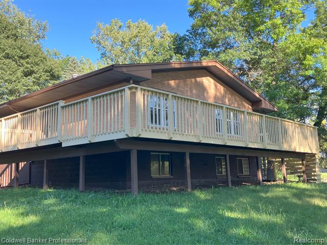 Oakland, Michigan, 48363, United States, 4 Bedrooms Bedrooms, ,2 BathroomsBathrooms,Residential,For Sale,1806159