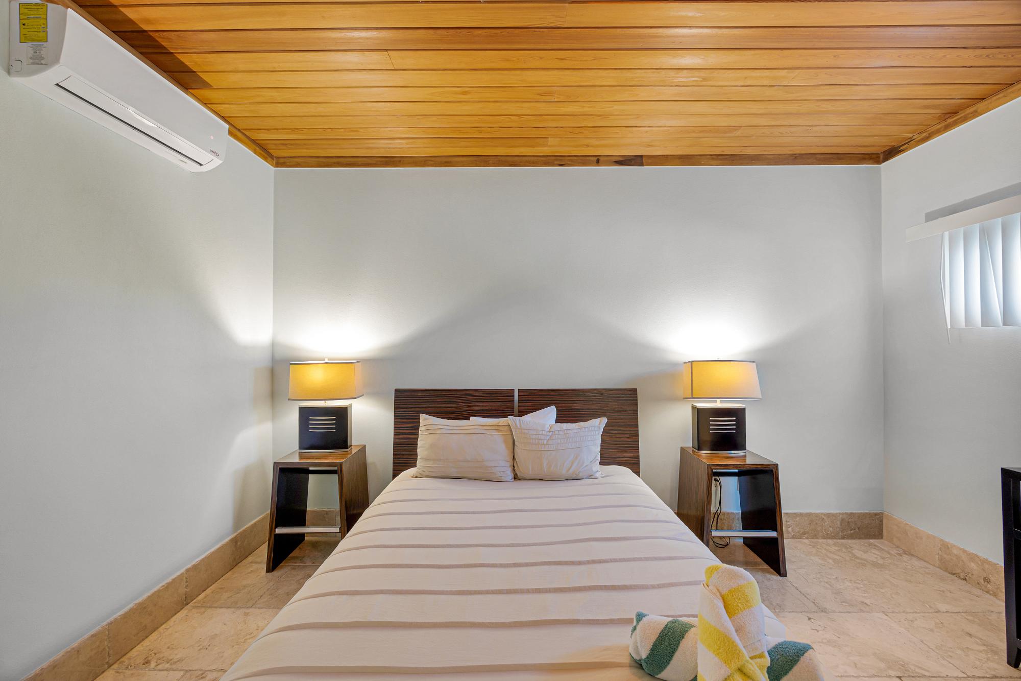 Governors Harbour, Eleuthera, BS, 4 Bedrooms Bedrooms, ,4 BathroomsBathrooms,Residential,For Sale,1991339