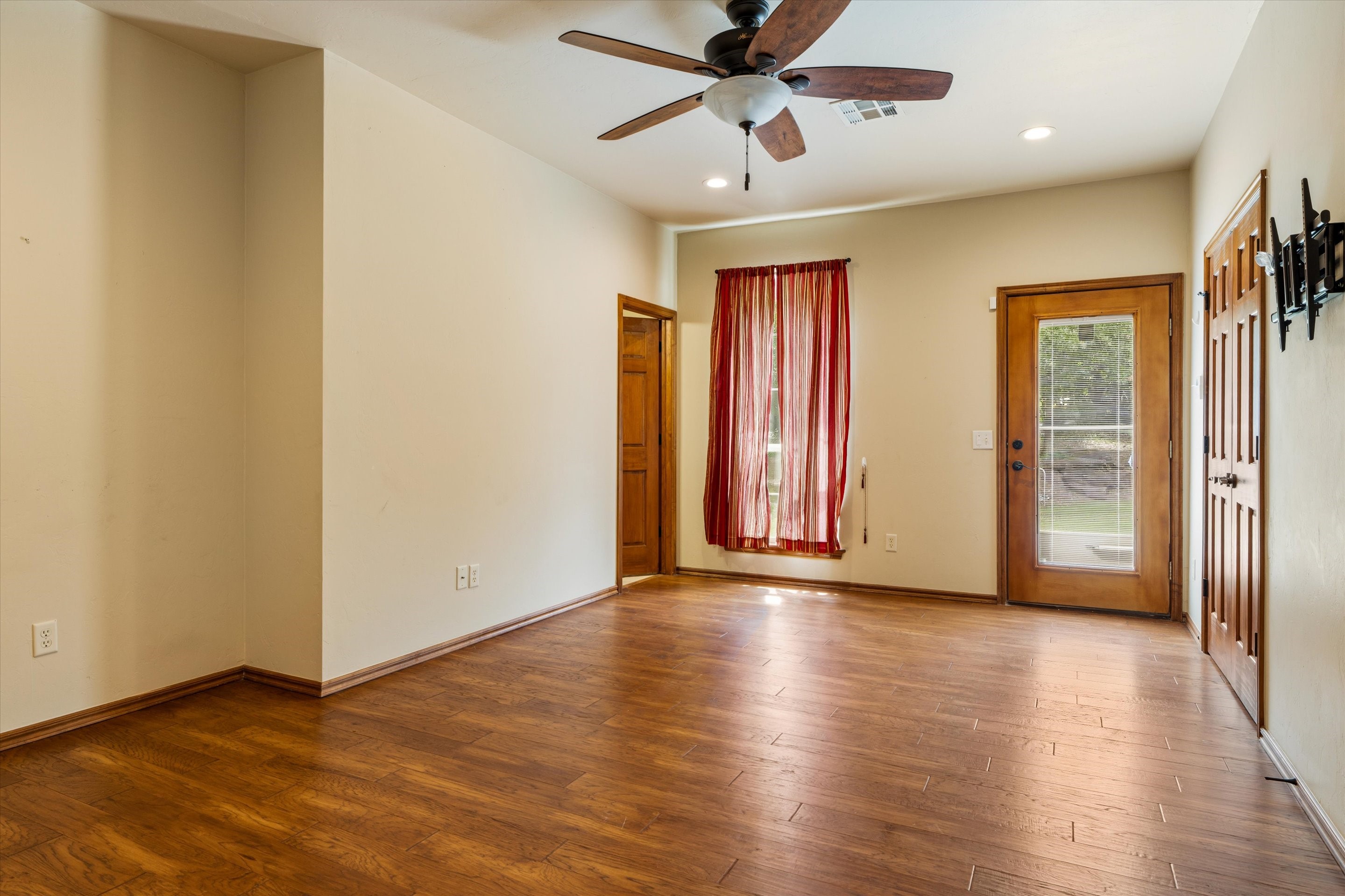  6405 Valley Ridge Drive, Edmond, OK 73034 - 物件實景