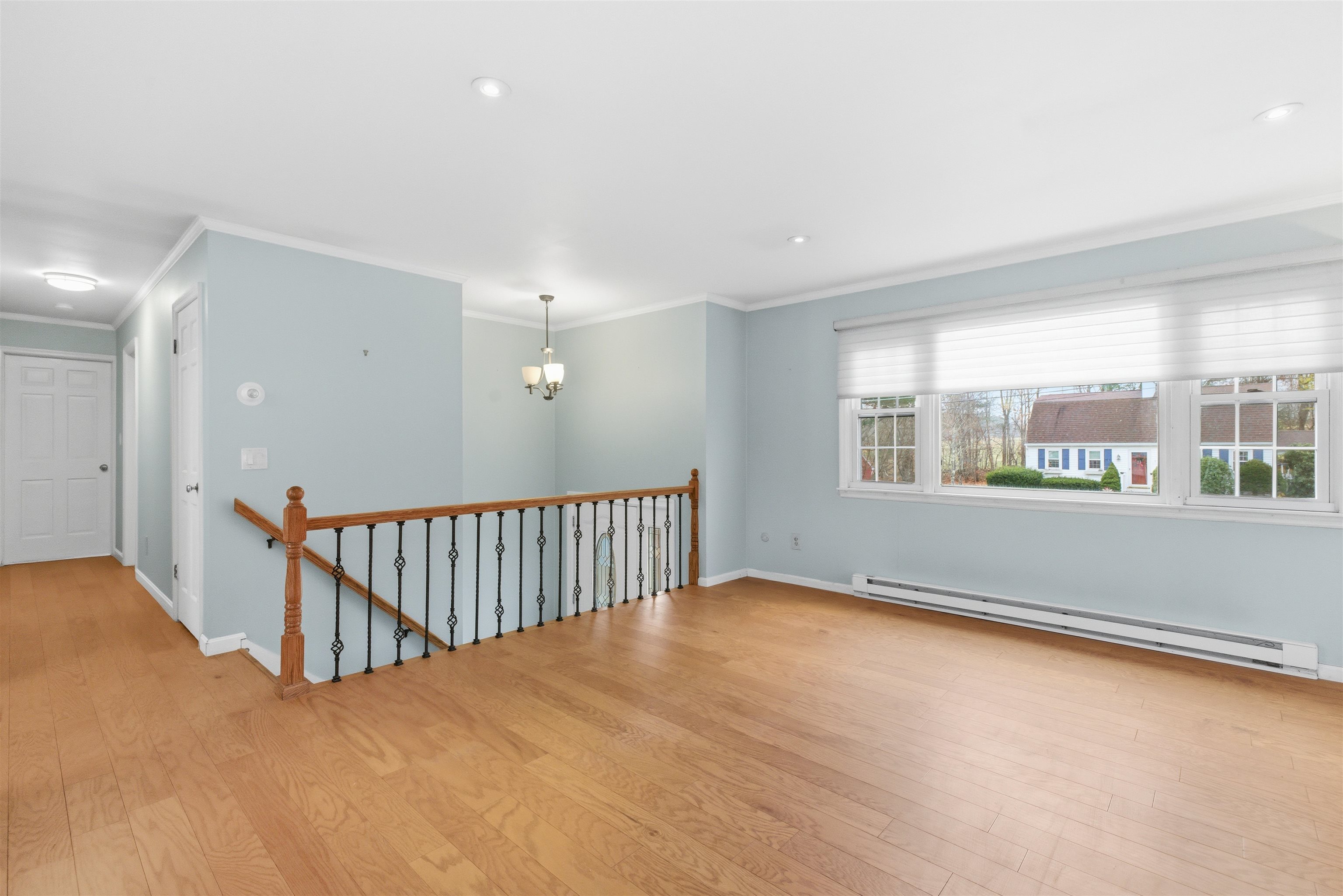 Laconia, New Hampshire, 03246, United States, 3 Bedrooms Bedrooms, ,Residential,For Sale,1991727