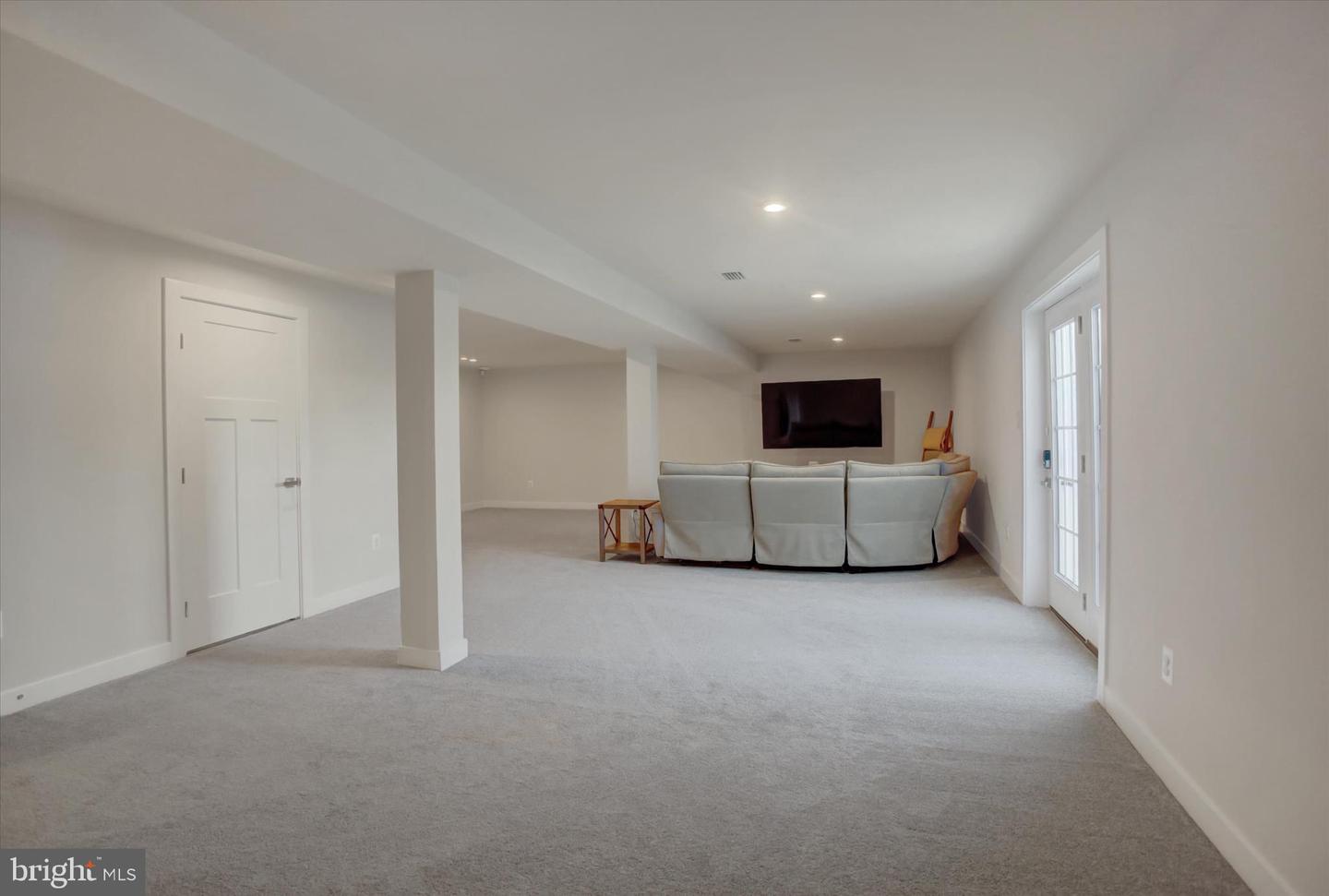 Greencastle, Pennsylvania, 17225, United States, 4 Bedrooms Bedrooms, ,4 BathroomsBathrooms,Residential,For Sale,1989287