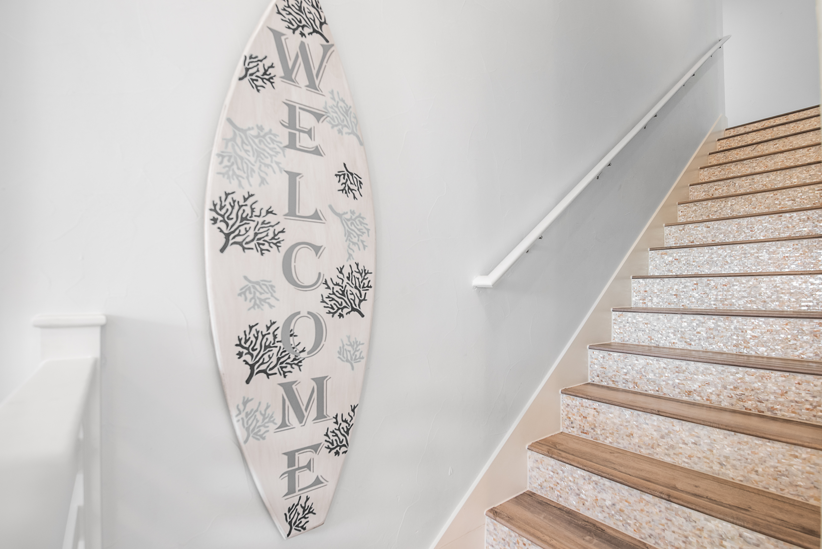  Canal-Front Estate in Island Moorings - 物件實景