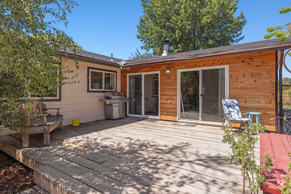 KLAMATH FALLS, Oregon, 97603, United States, 3 Bedrooms Bedrooms, ,2 BathroomsBathrooms,Residential,For Sale,1984285