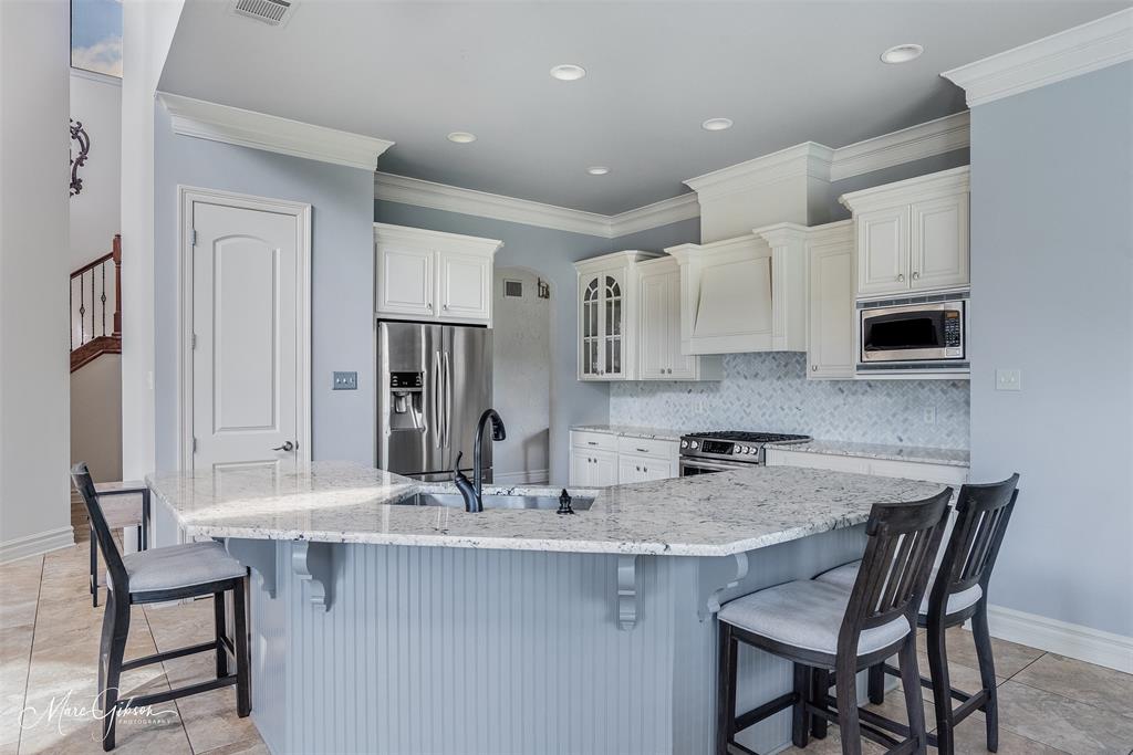 Shreveport, Louisiana, 71106, United States, 4 Bedrooms Bedrooms, ,4 BathroomsBathrooms,Residential,For Sale,1846885
