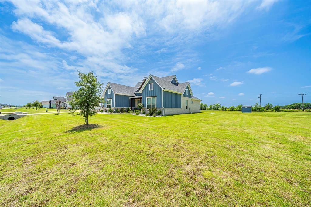 Waxahachie, Texas, 75165, United States, 4 Bedrooms Bedrooms, ,3 BathroomsBathrooms,Residential,For Sale,2007543