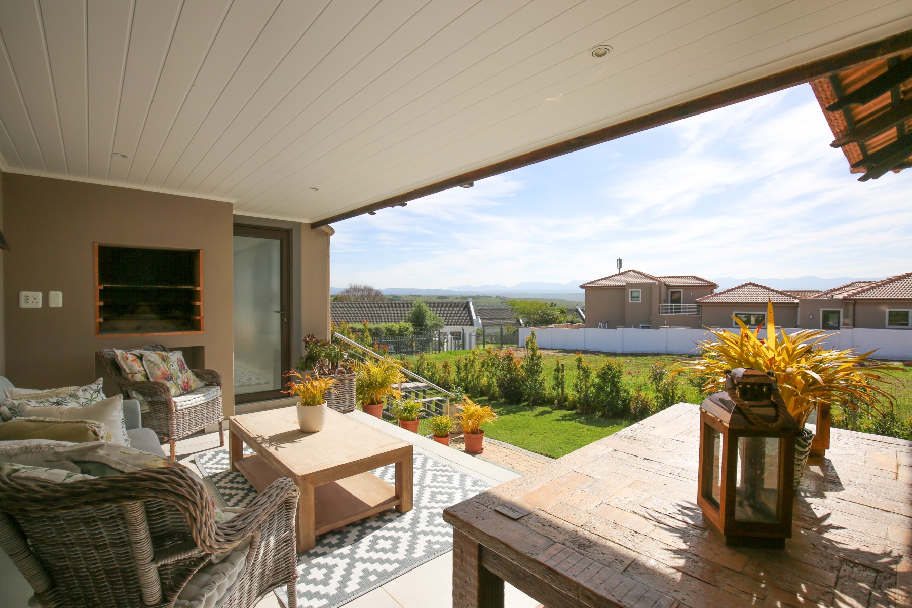  Family Home in Gated Estate - 物件實景