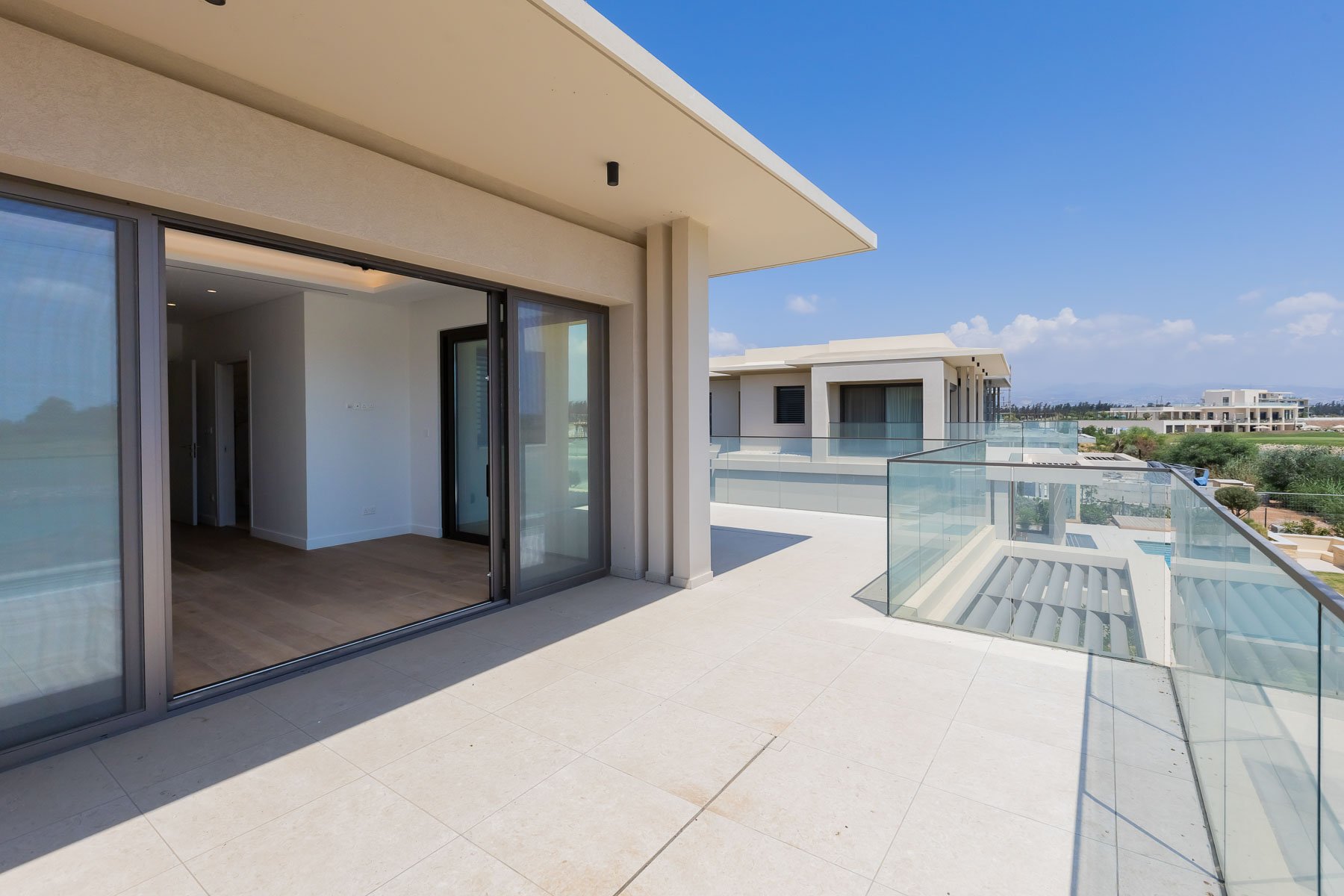  5 Bedroom Villa with Private Pool in a Golf Resort in Limassol - 物件實景