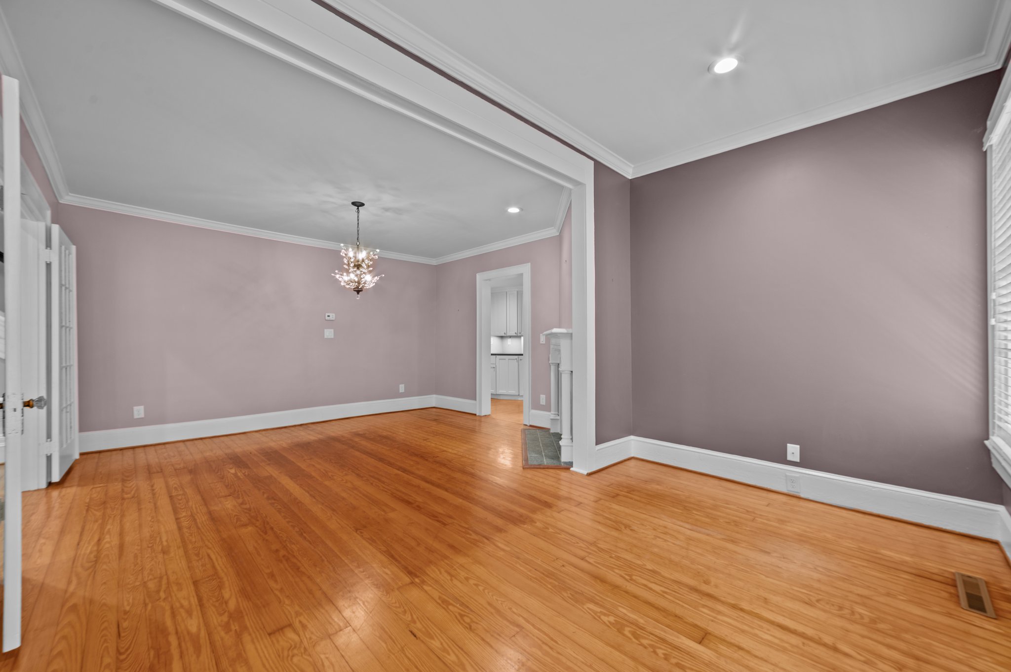 Washington, North Carolina, 27889, United States, 5 Bedrooms Bedrooms, ,3 BathroomsBathrooms,Residential,For Sale,1869236