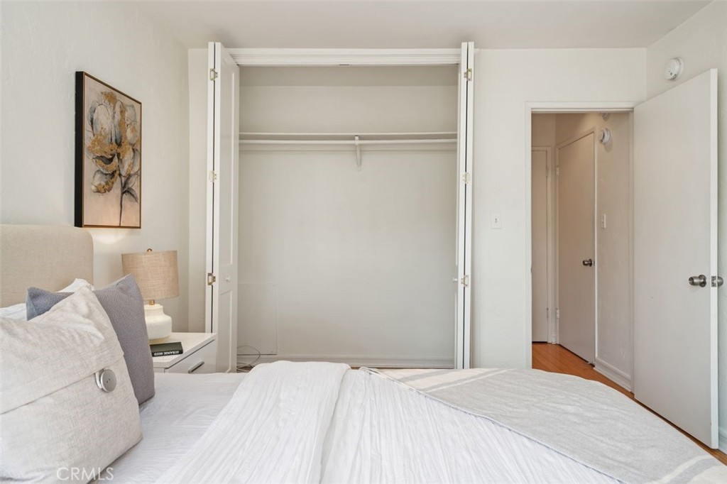 Los Angeles, California, 90025, United States, 2 Bedrooms Bedrooms, ,2 BathroomsBathrooms,Residential,For Sale,1912181