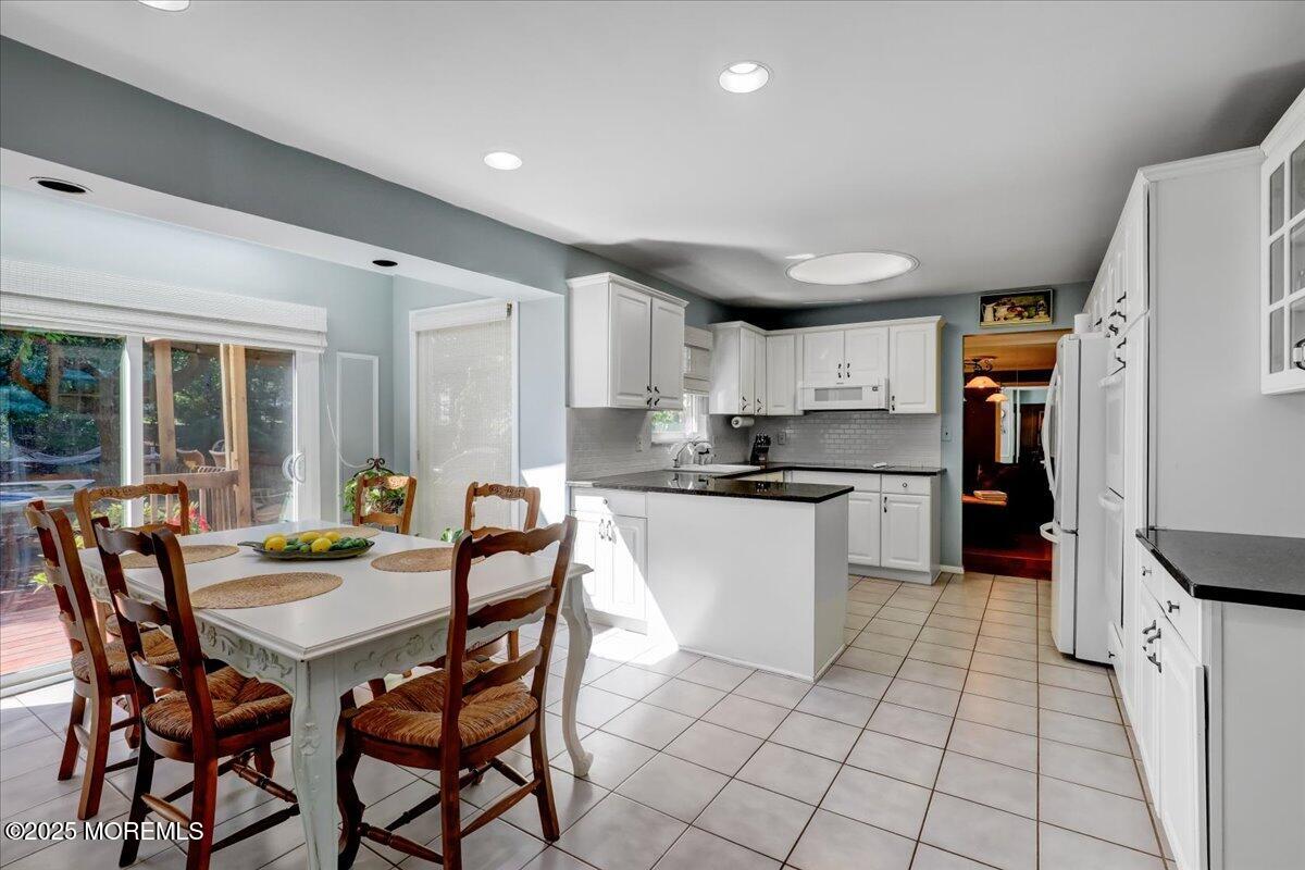 Morganville, New Jersey, 07751, United States, 4 Bedrooms Bedrooms, ,3 BathroomsBathrooms,Residential,For Sale,1914665