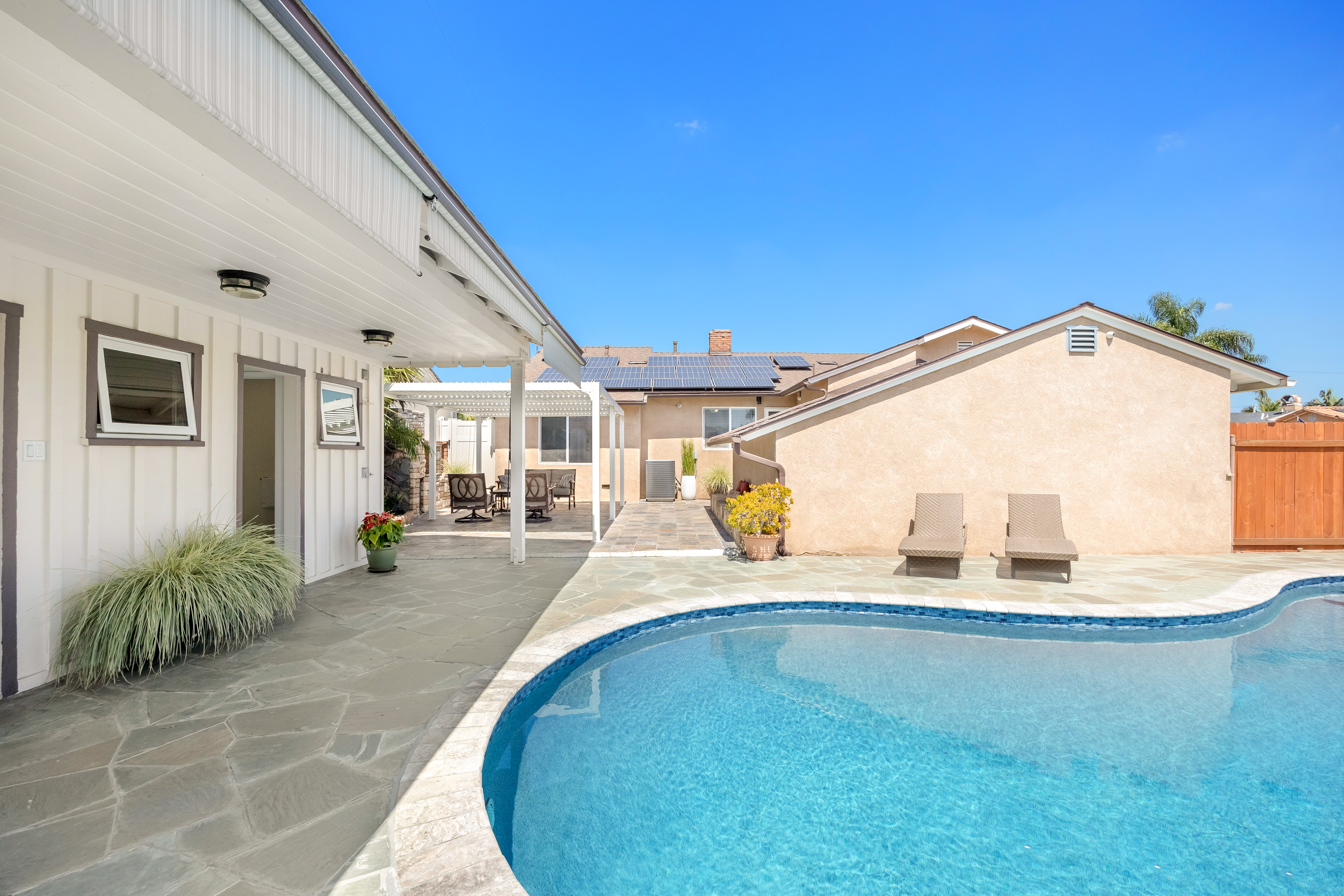  9388 Bigby Street, Downey, CA 90241 - 物件實景