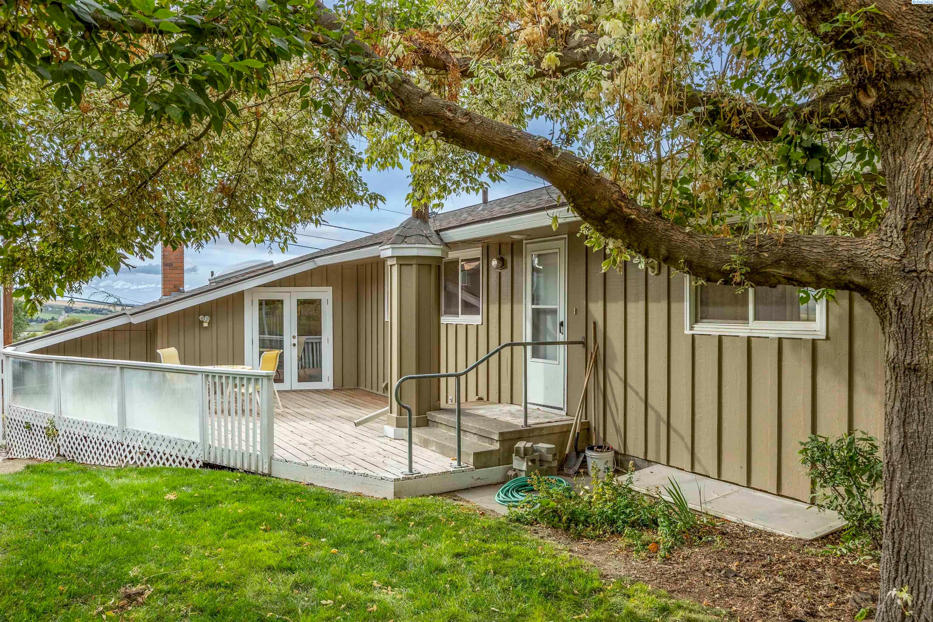 Sunnyside, Washington, 98944, United States, 3 Bedrooms Bedrooms, ,3 BathroomsBathrooms,Residential,For Sale,1973800