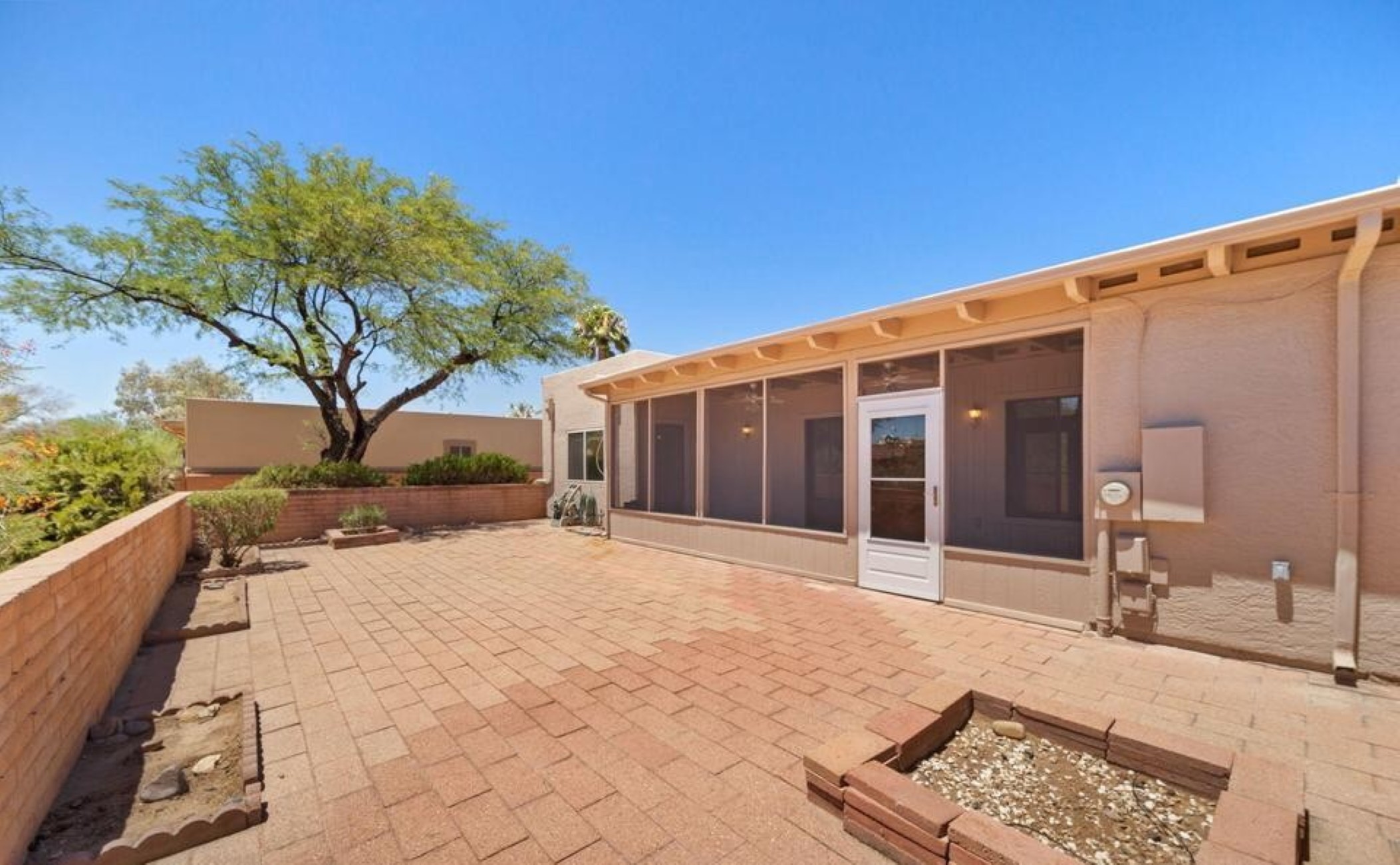  320 E Paseo Verde, Green Valley, AZ 85614 - 物件實景