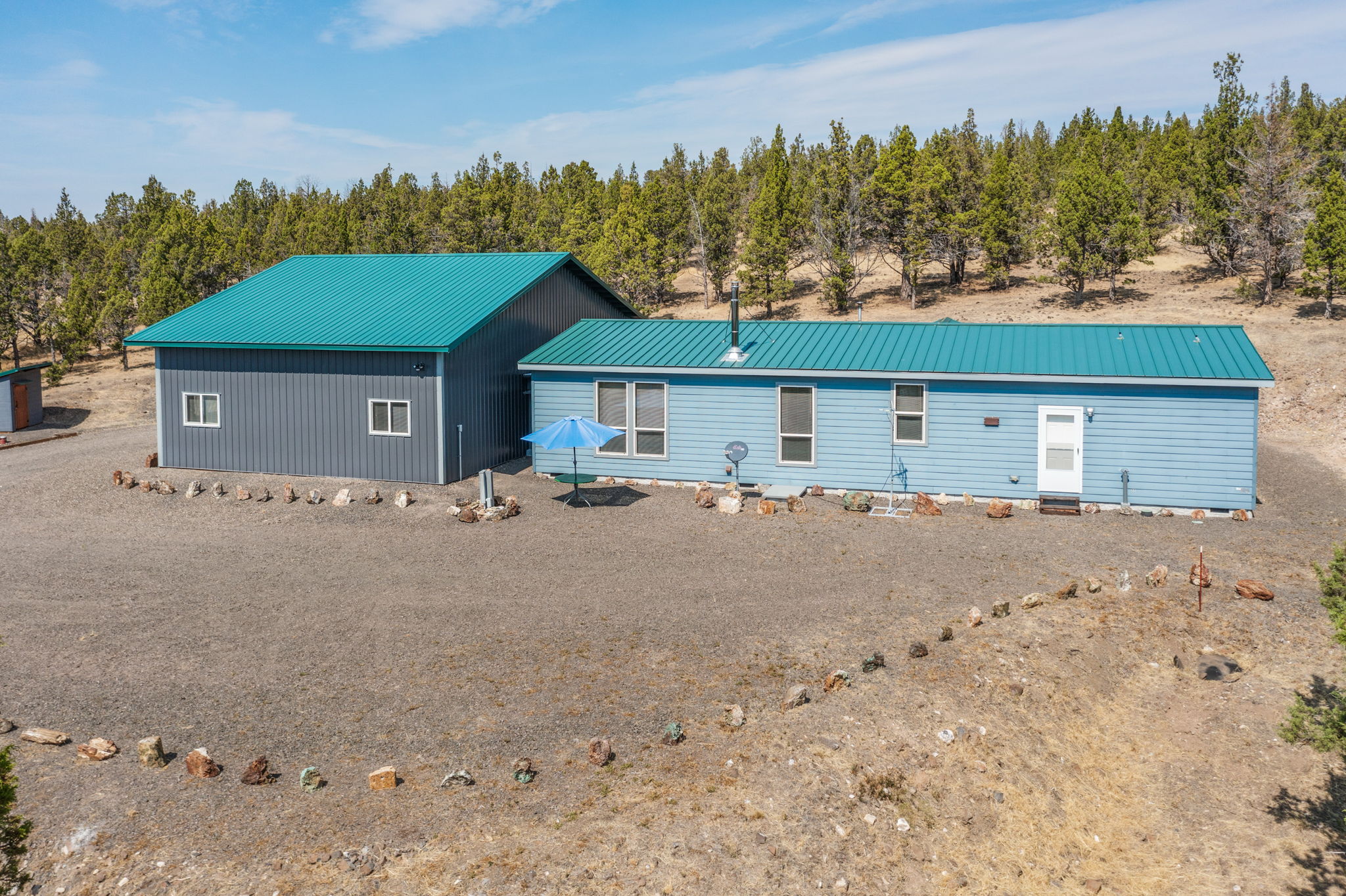 Prineville, Oregon, 97754, United States, 3 Bedrooms Bedrooms, ,2 BathroomsBathrooms,Residential,For Sale,1941697
