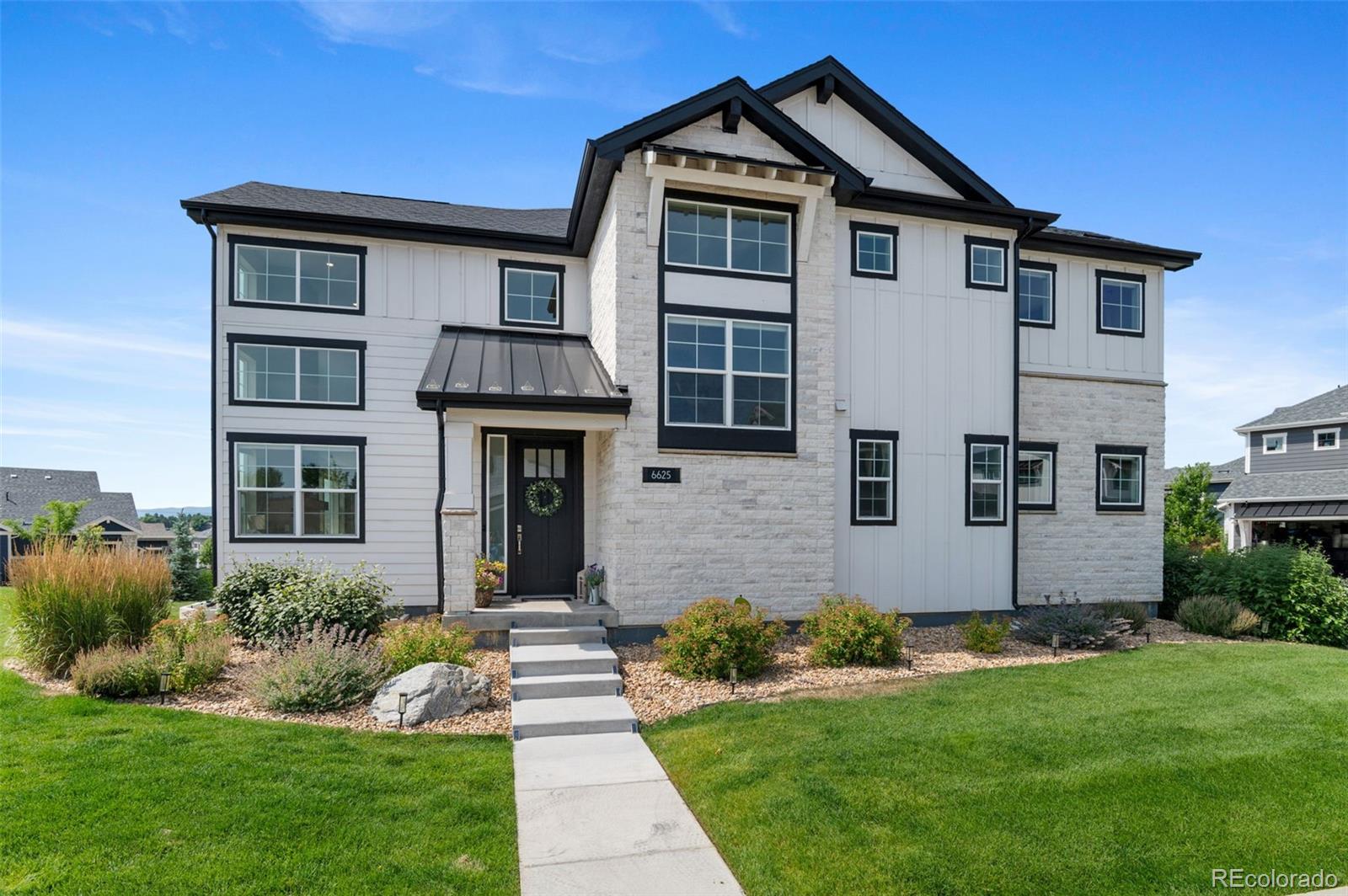 Littleton, Colorado, 80127, United States, 6 Bedrooms Bedrooms, ,2 BathroomsBathrooms,Residential,For Sale,1941297