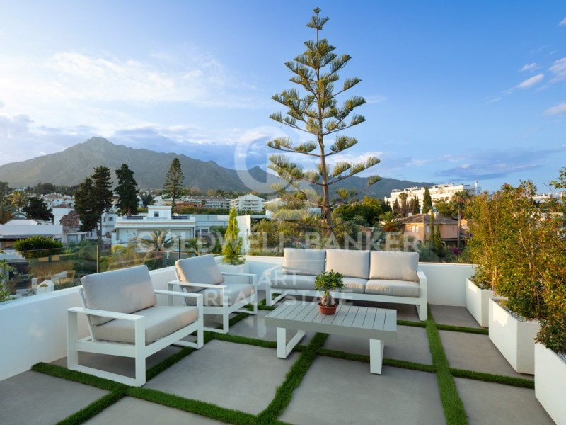 Marbella, Andalusia, ES, 5 Bedrooms Bedrooms, ,6 BathroomsBathrooms,Residential,For Sale,1804123