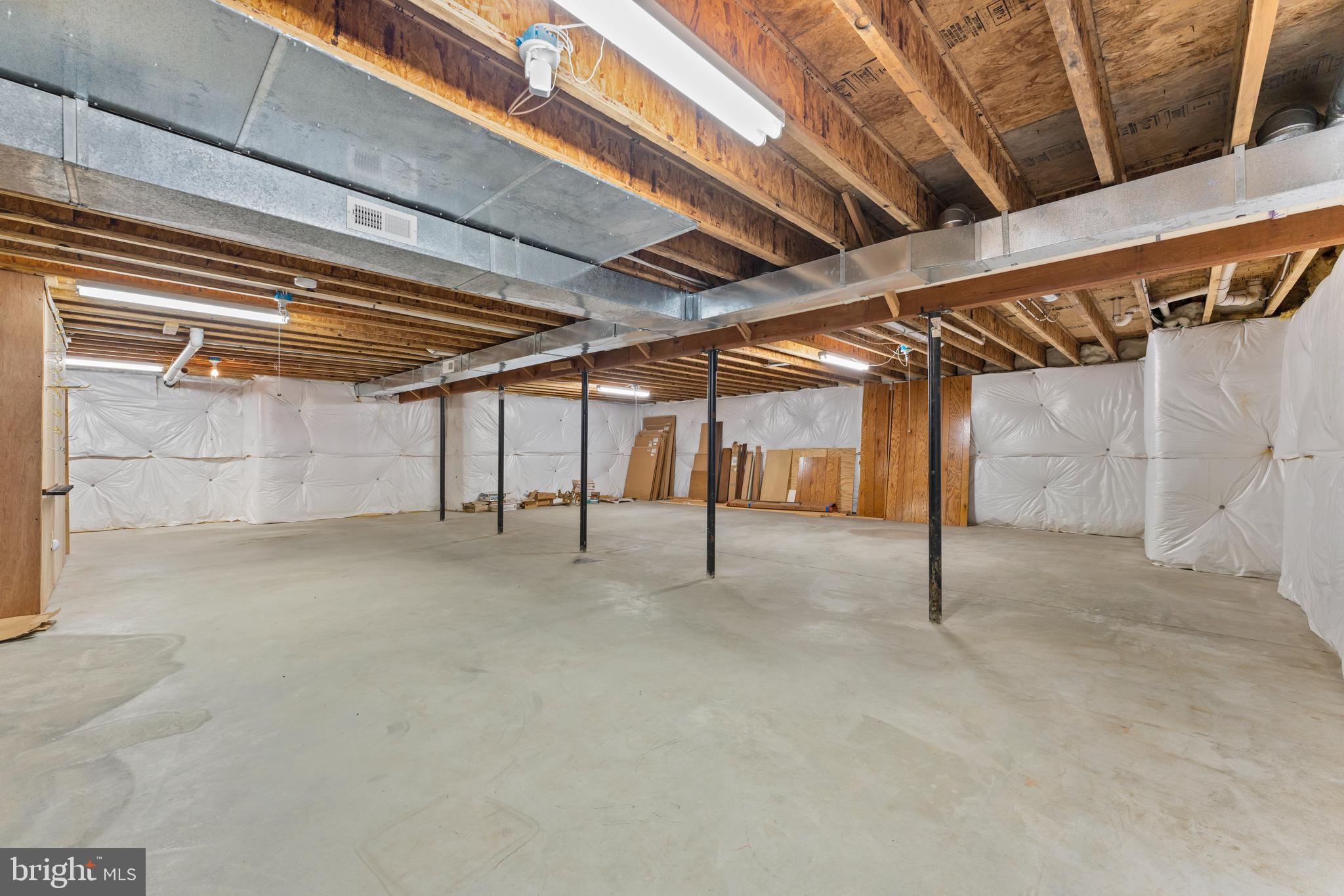 Reva, Virginia, 22735, United States, 4 Bedrooms Bedrooms, ,4 BathroomsBathrooms,Residential,For Sale,1983149