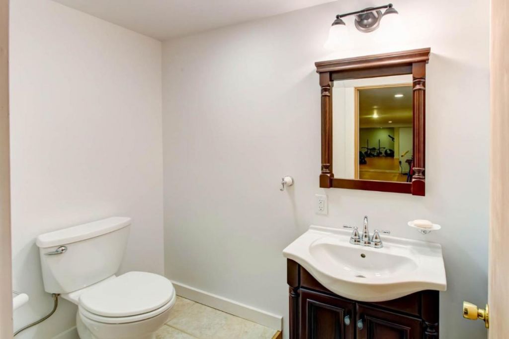 Bovina Center, New York, 13740, United States, 4 Bedrooms Bedrooms, ,5 BathroomsBathrooms,Residential,For Sale,1966687