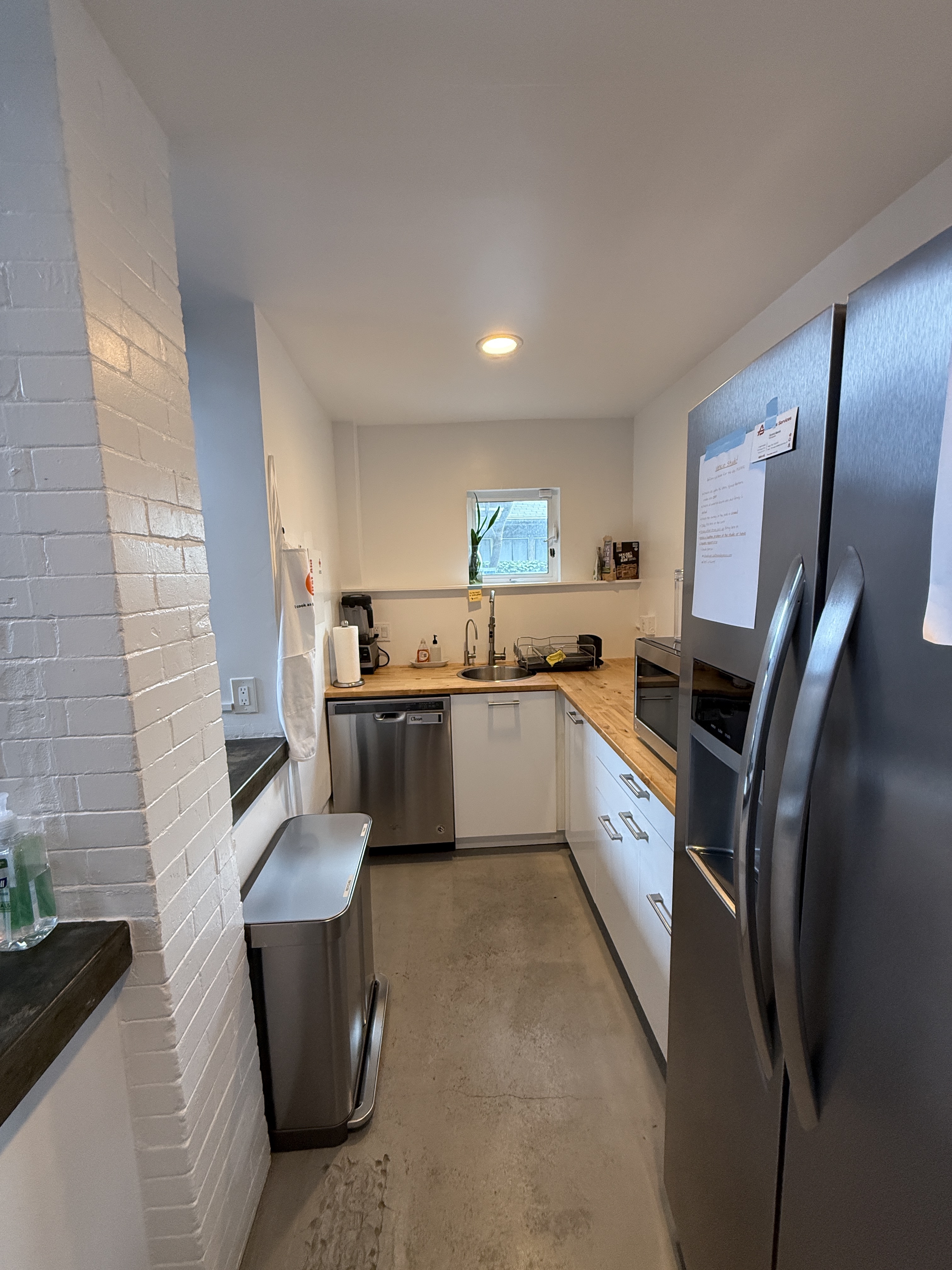 Venice, California, 90291, United States, 2 Bedrooms Bedrooms, ,2 BathroomsBathrooms,Residential,For Sale,1989635