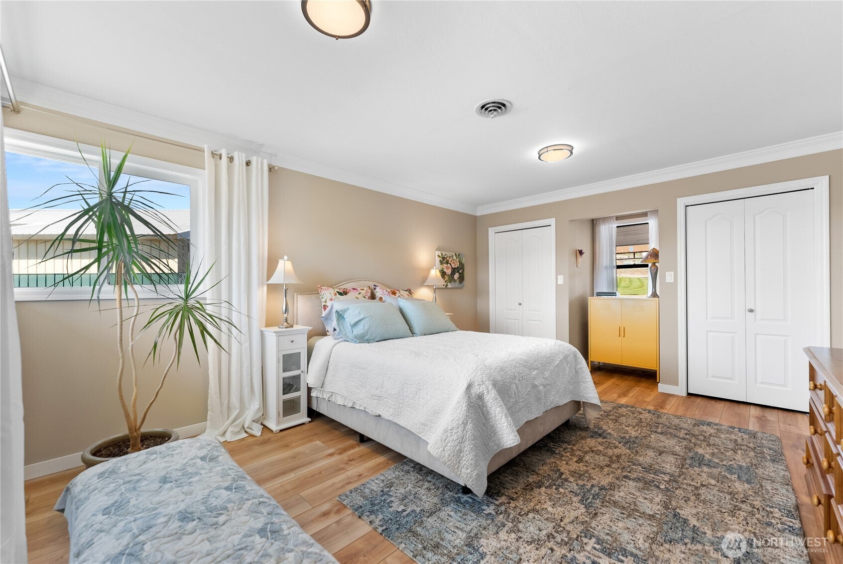 Okanogan, Washington, 98840, United States, 3 Bedrooms Bedrooms, ,2 BathroomsBathrooms,Residential,For Sale,1786609