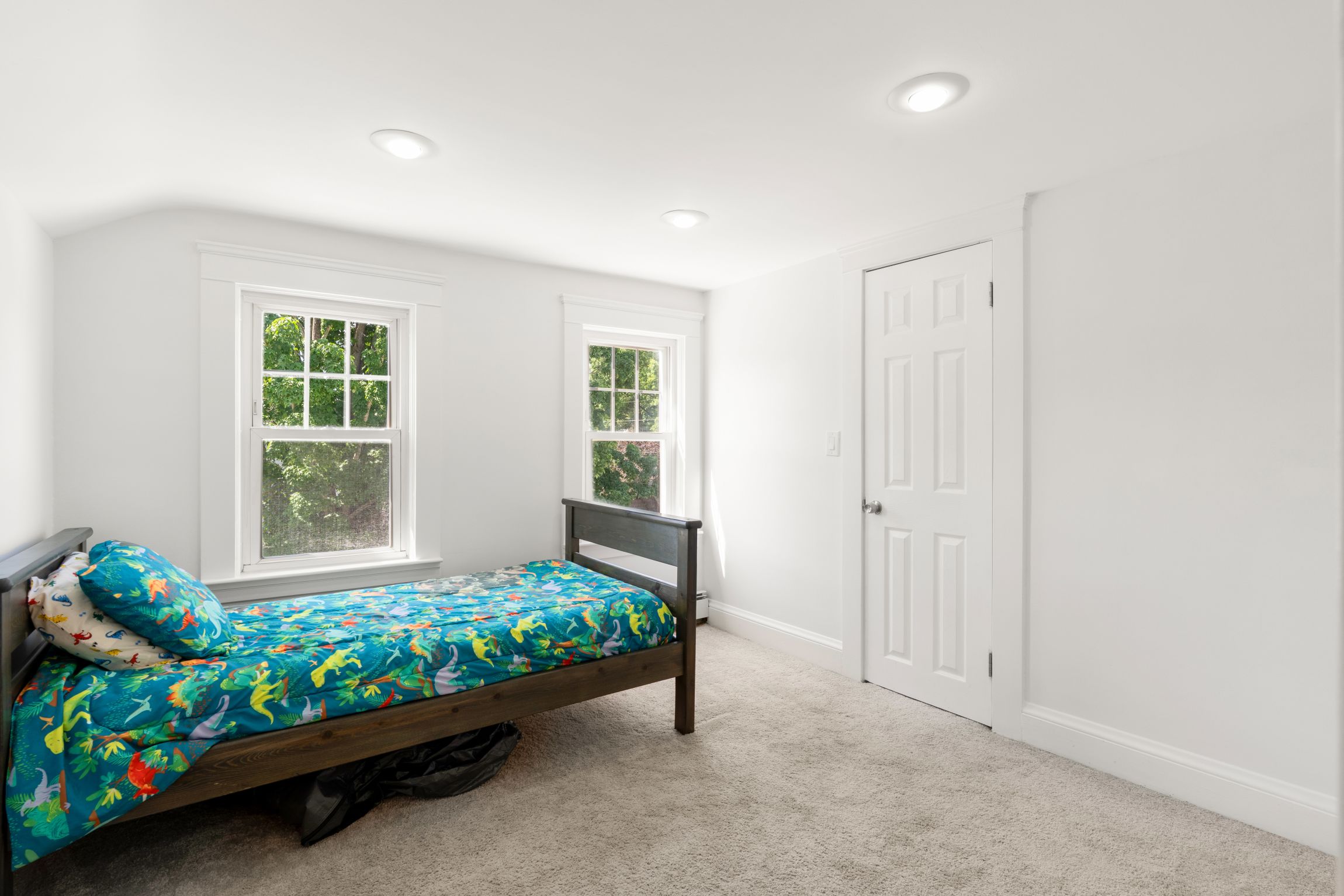  48 Hudson Street, Attleboro, MA, 02703 - 物件實景