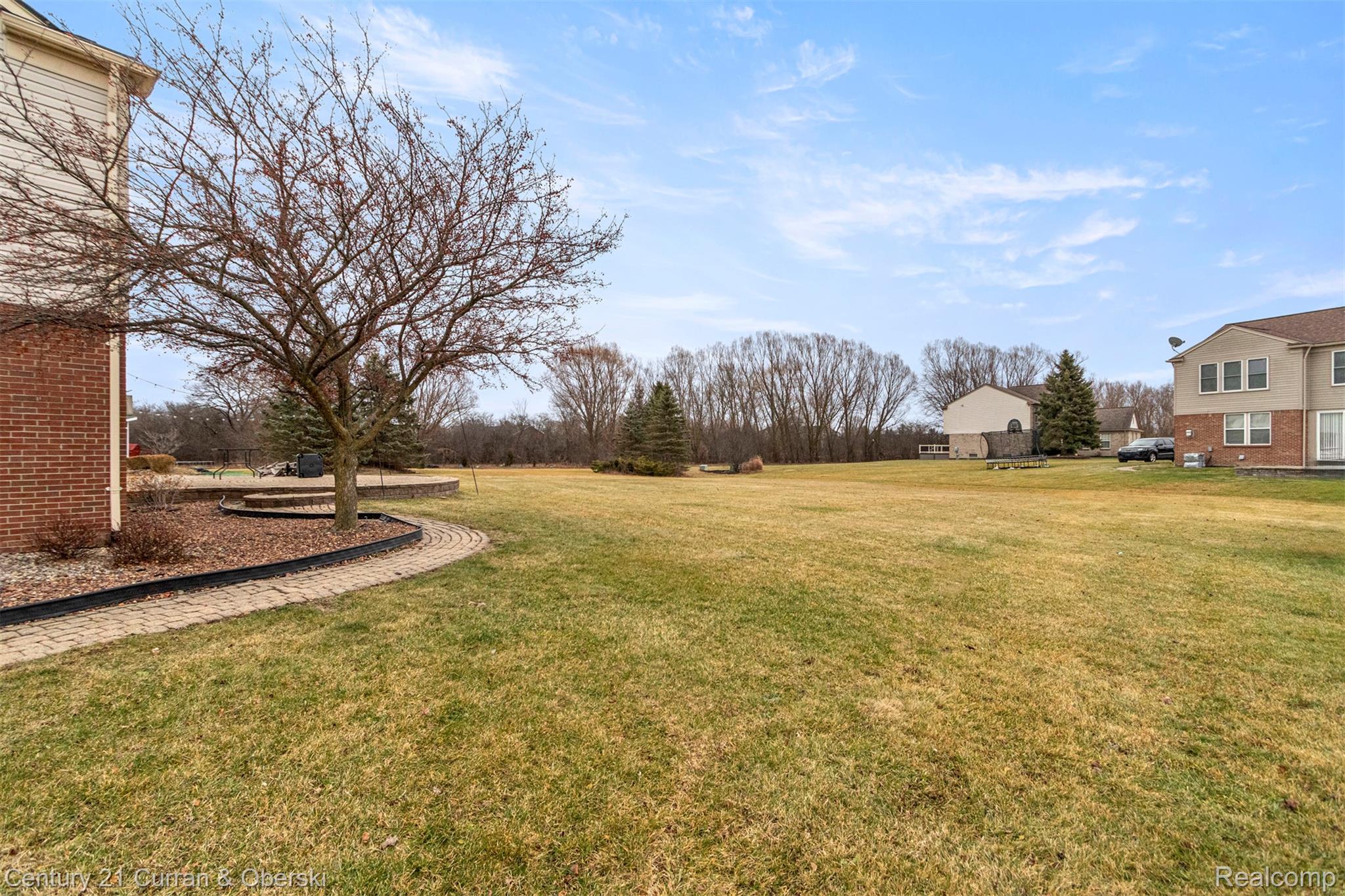 Canton Charter Township, Michigan, 48188, United States, 4 Bedrooms Bedrooms, ,3 BathroomsBathrooms,Residential,For Sale,2009300