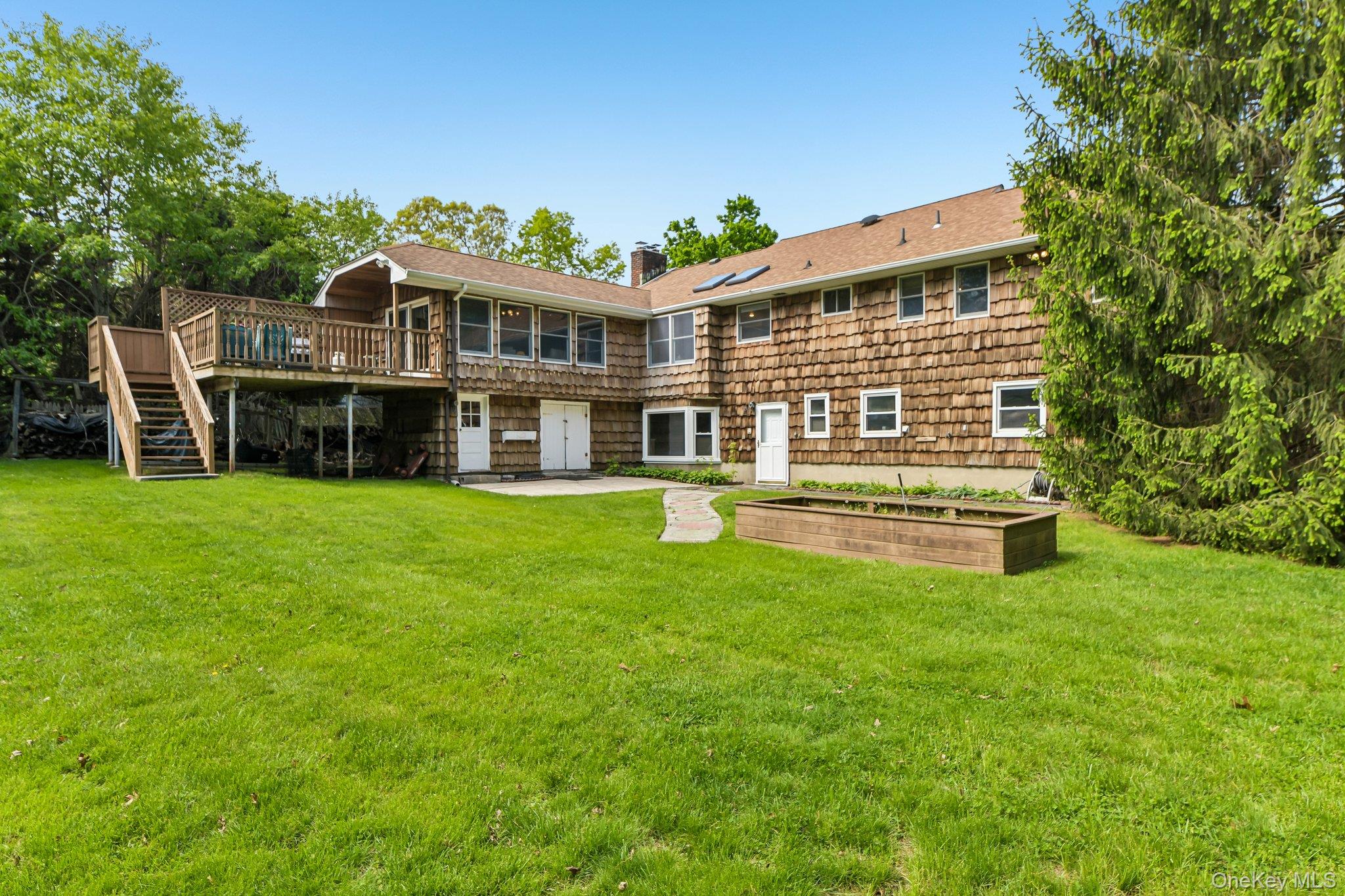  193 Cambon Avenue, Saint James, NY, 11780 - 物件實景