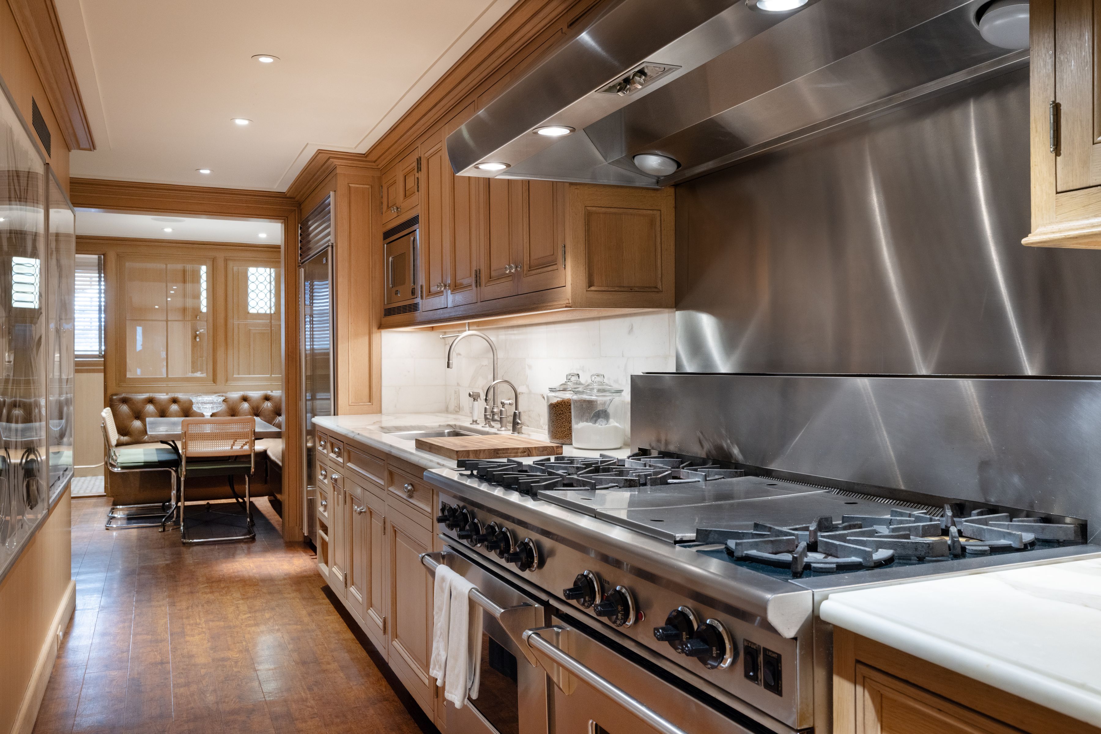  126 East 74th Street - 物件實景