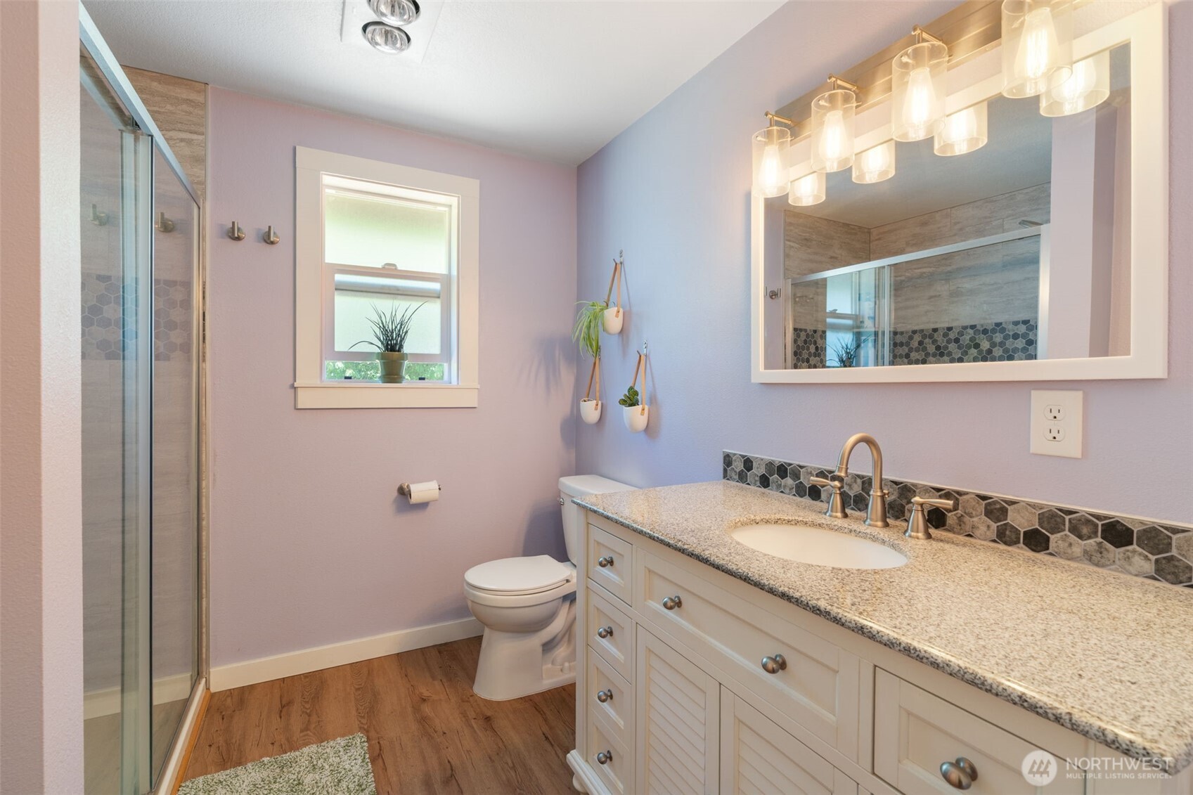 Olympia, Washington, 98512, United States, 3 Bedrooms Bedrooms, ,2 BathroomsBathrooms,Residential,For Sale,1992441