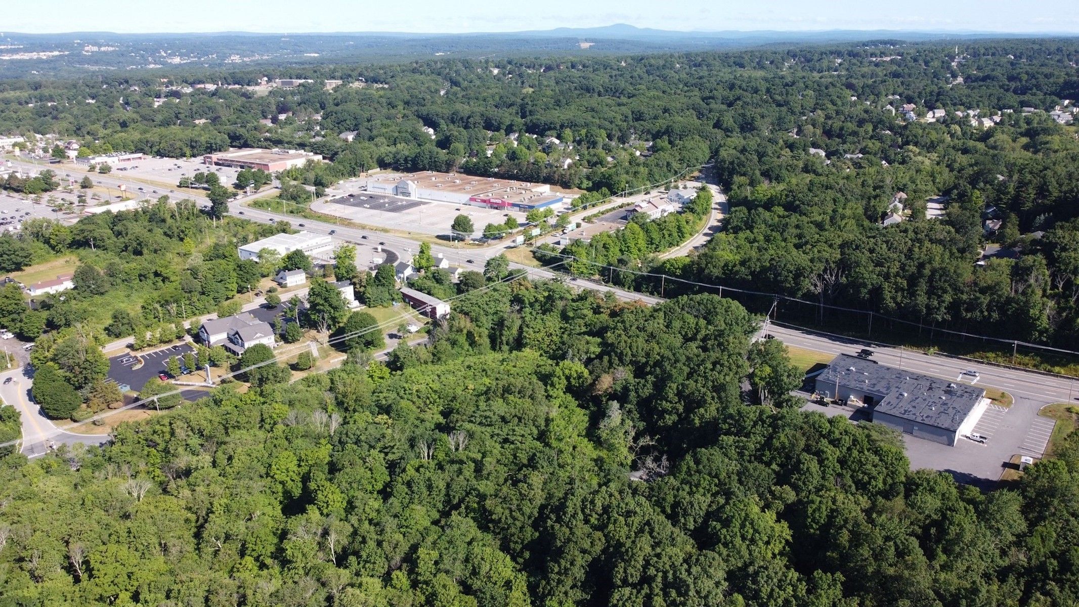  28 Cherry St, Shrewsbury, MA, 01545 - 物件實景