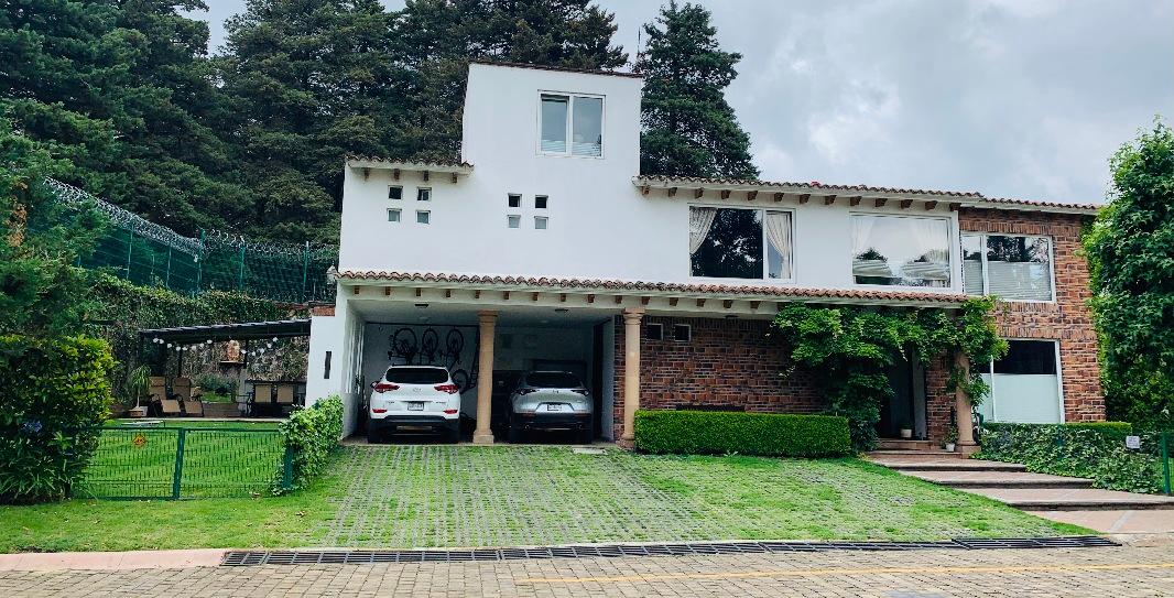 Sabinos, Lerma, Estado de México, 52005, Mexico, 4 Bedrooms Bedrooms, ,4 BathroomsBathrooms,Residential,For Sale,Sabinos,1625807