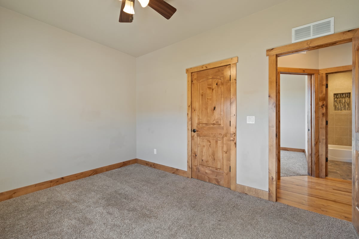 Cheyenne, Wyoming, 82001, United States, 5 Bedrooms Bedrooms, ,3 BathroomsBathrooms,Residential,For Sale,1994195