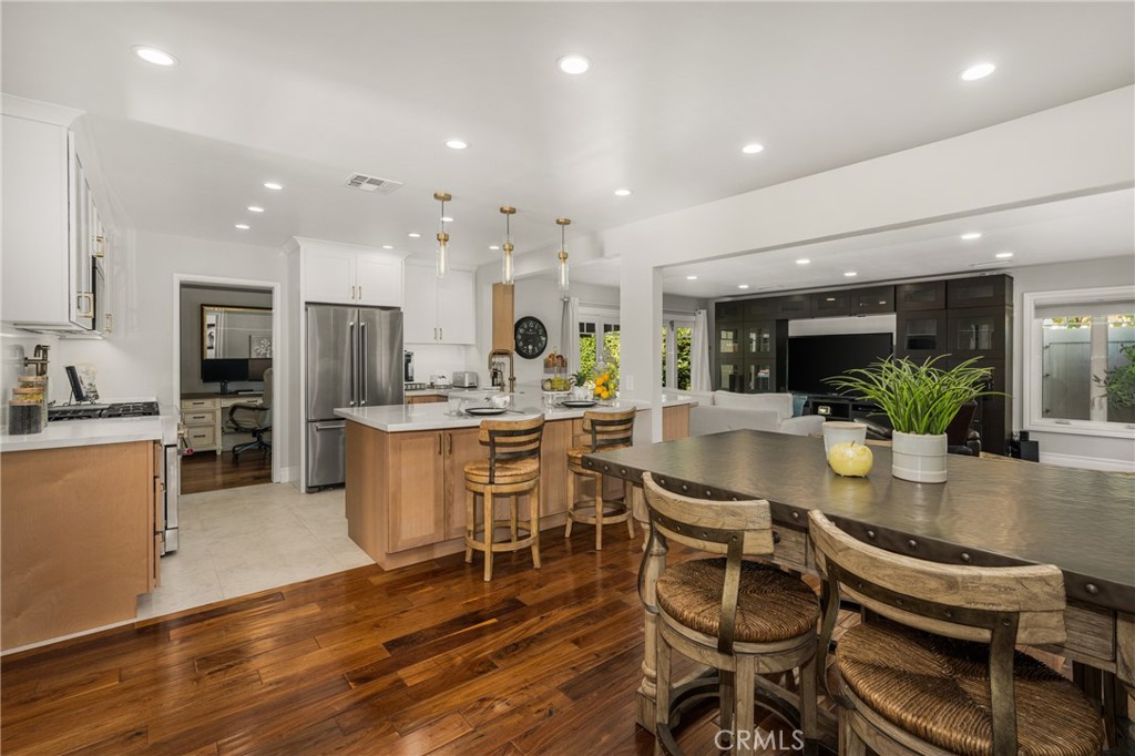 Orange, California, 92865, United States, 4 Bedrooms Bedrooms, ,3 BathroomsBathrooms,Residential,For Sale,1989435