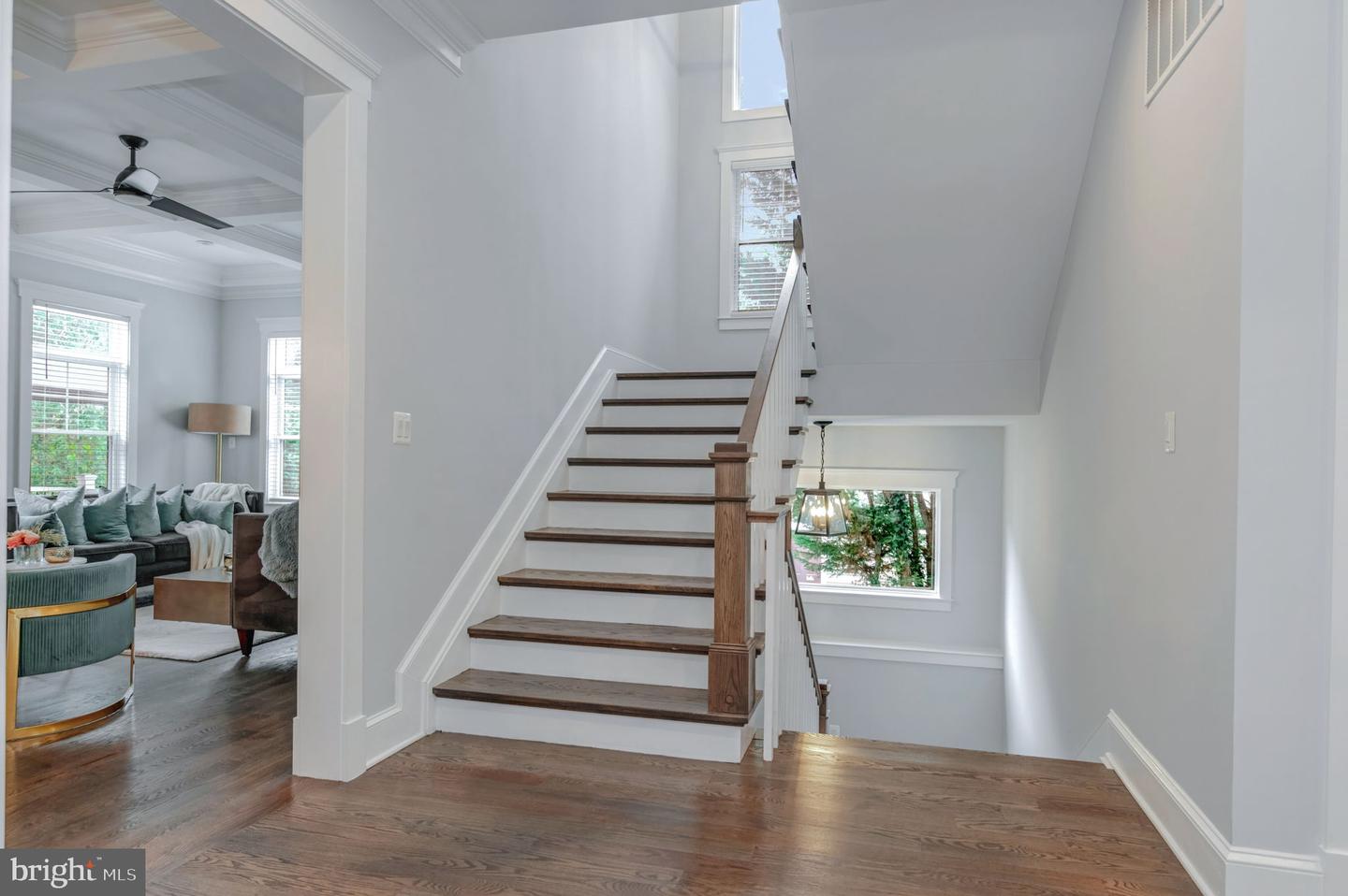 Fairfax, Virginia, 22030, United States, 6 Bedrooms Bedrooms, ,7 BathroomsBathrooms,Residential,For Sale,1997396