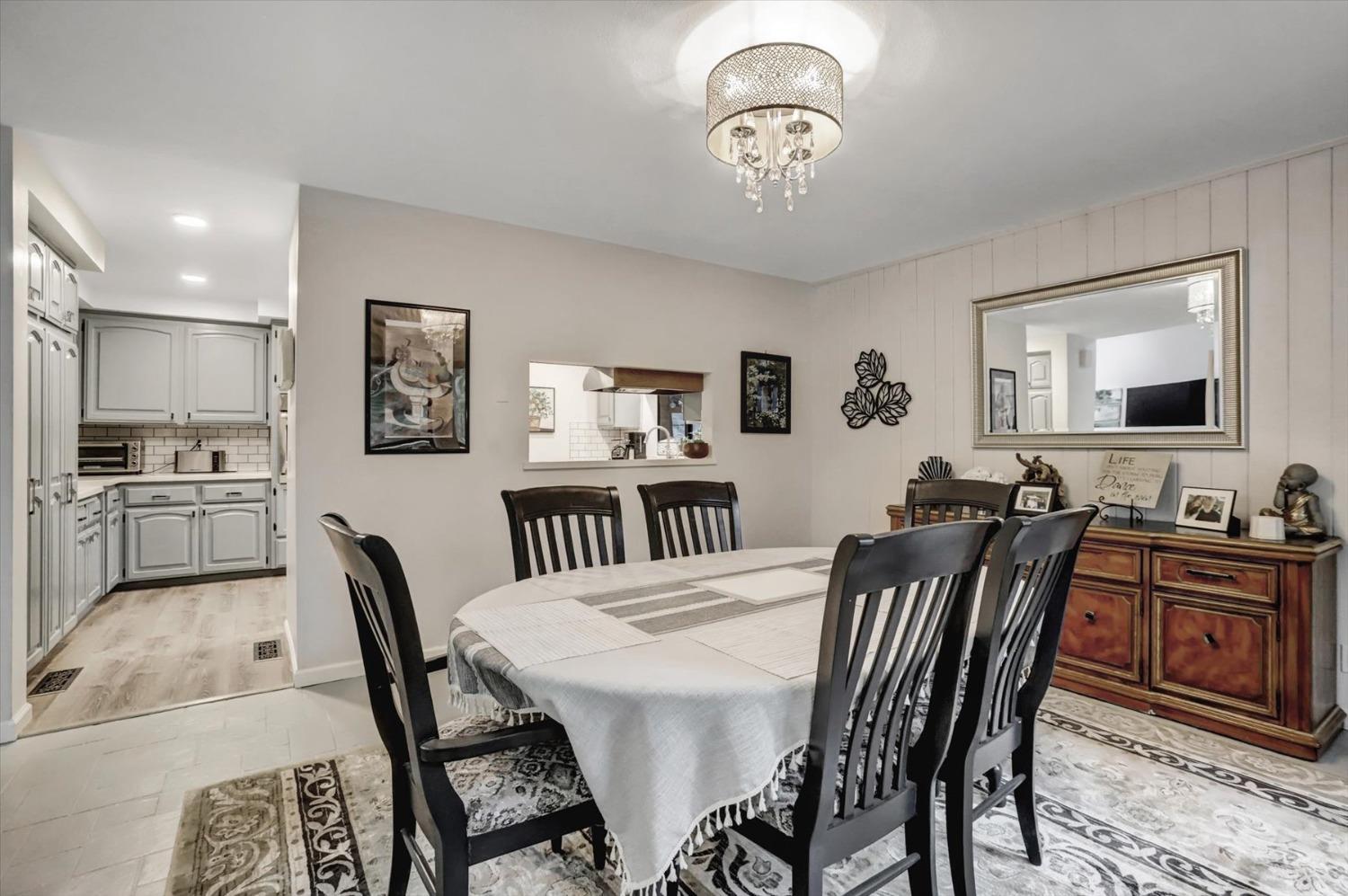 Grass Valley, California, 95949, United States, 3 Bedrooms Bedrooms, ,3 BathroomsBathrooms,Residential,For Sale,1754358