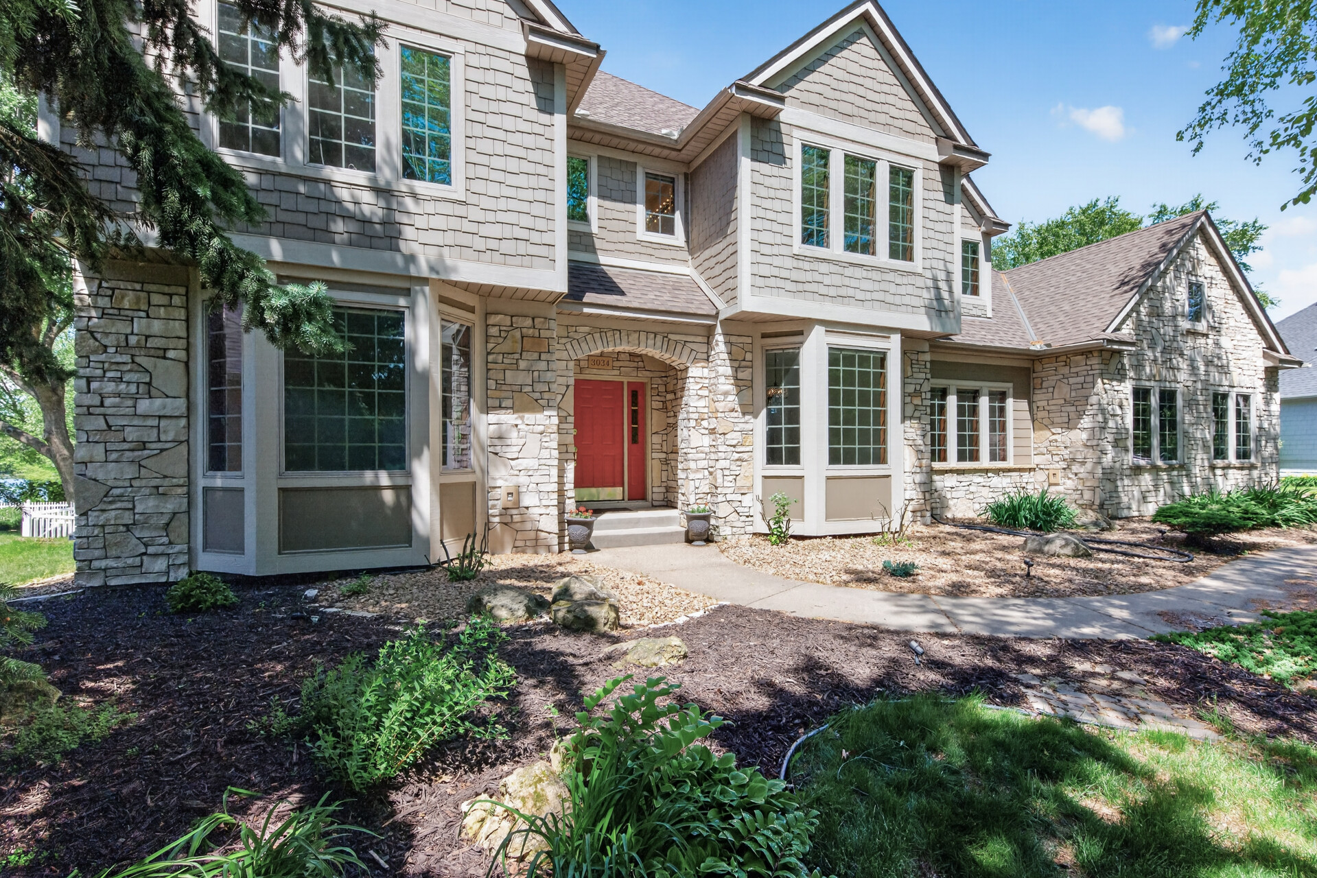  Luxury Lakeside Retreat in the Heart of Woodbury - 物件實景