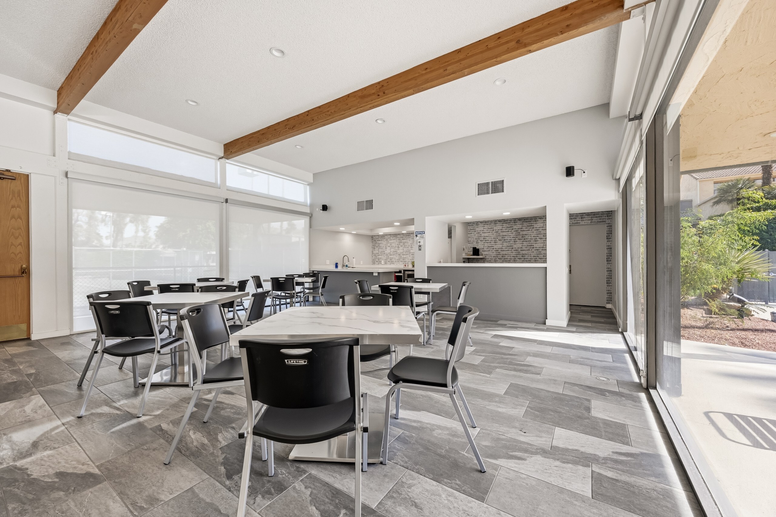  2075 South Ramitas Way - 物件實景