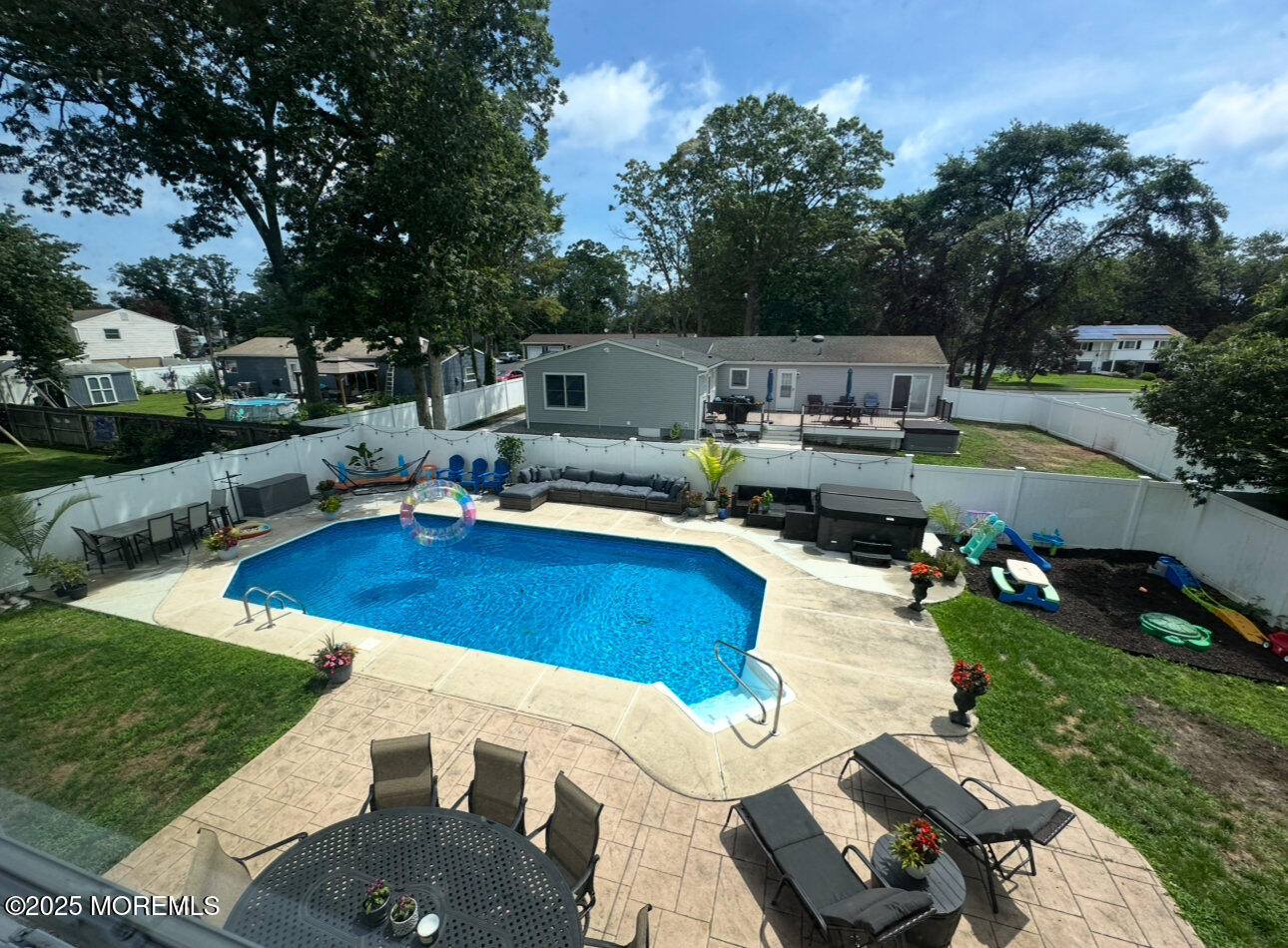 Toms River, New Jersey, 08753, United States, 4 Bedrooms Bedrooms, ,3 BathroomsBathrooms,Residential,For Sale,1987379