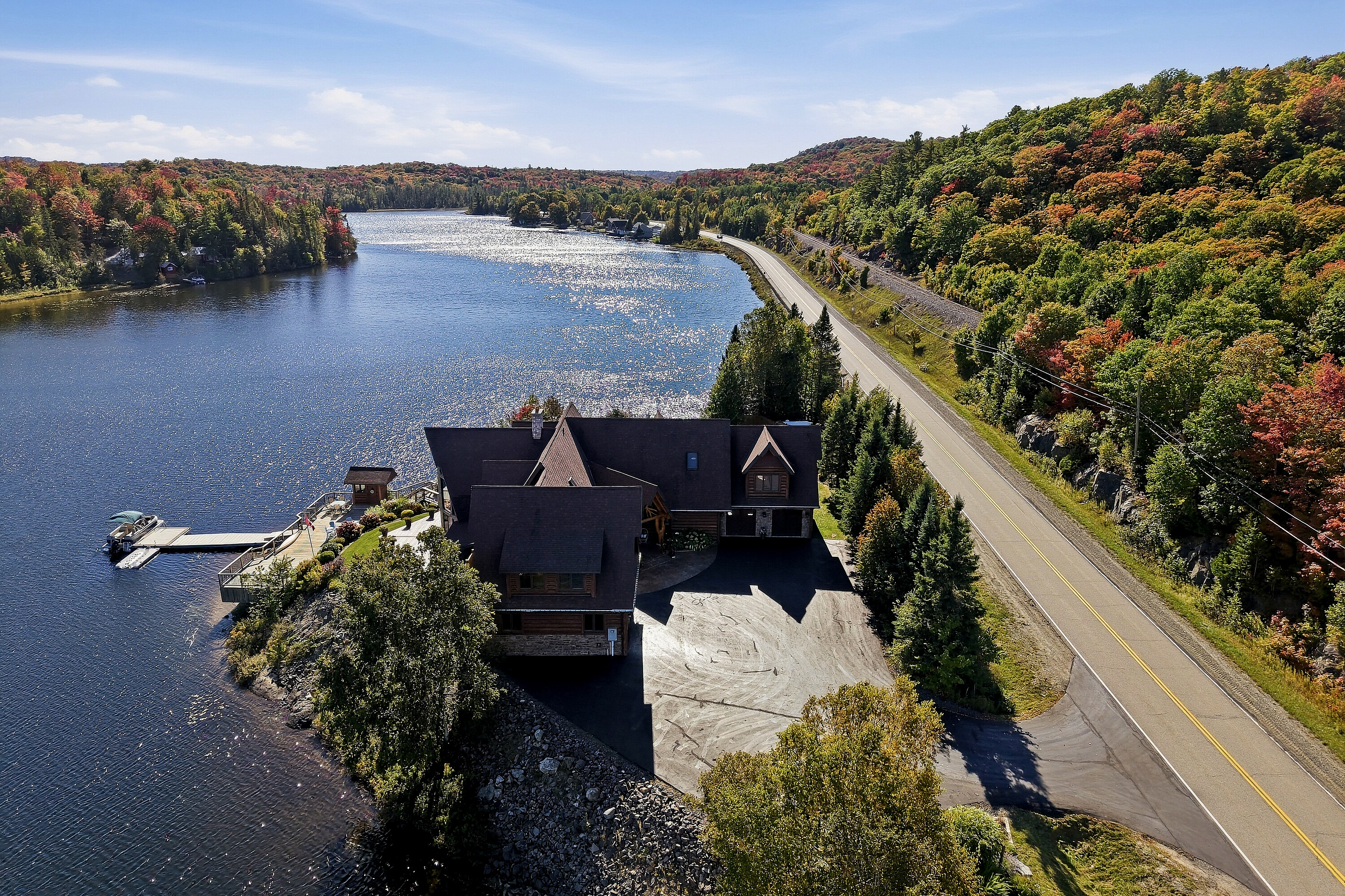  Lower Island Lake Estate - 物件實景